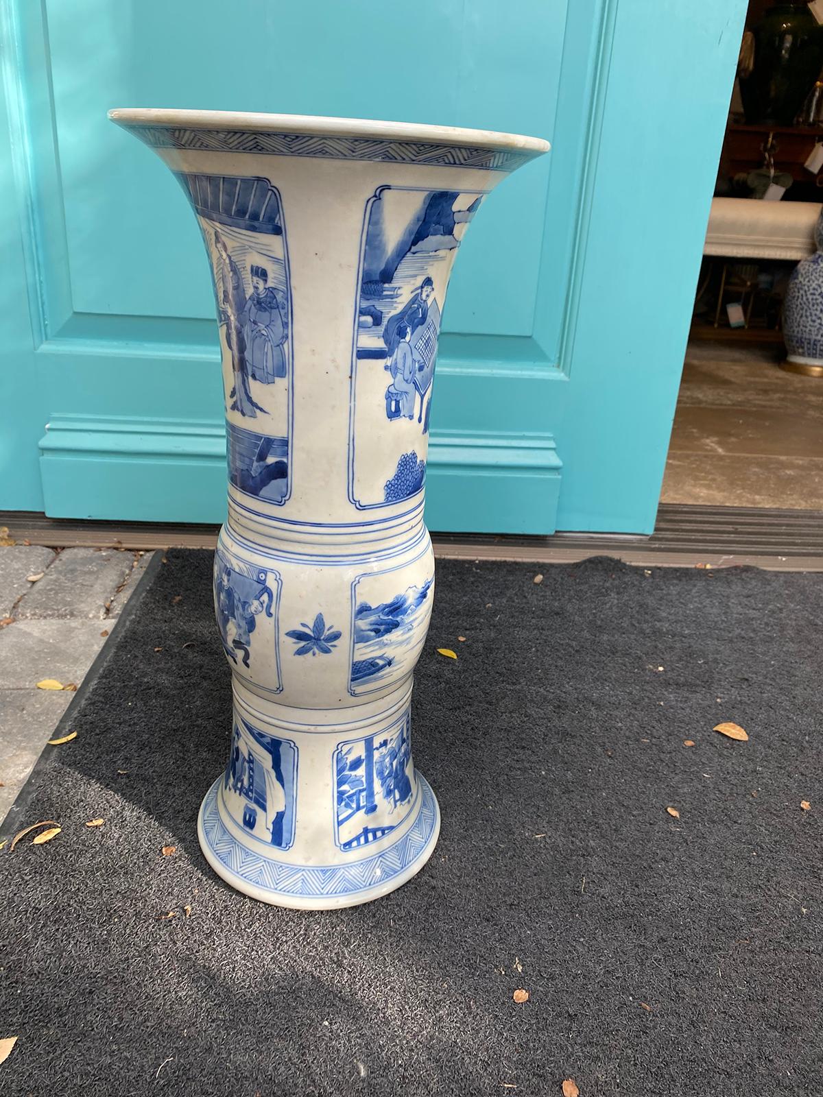 Chinese Kangxi Style Blue and White Chinoiserie Gu Form Beaker Porcelain Vase For Sale 5