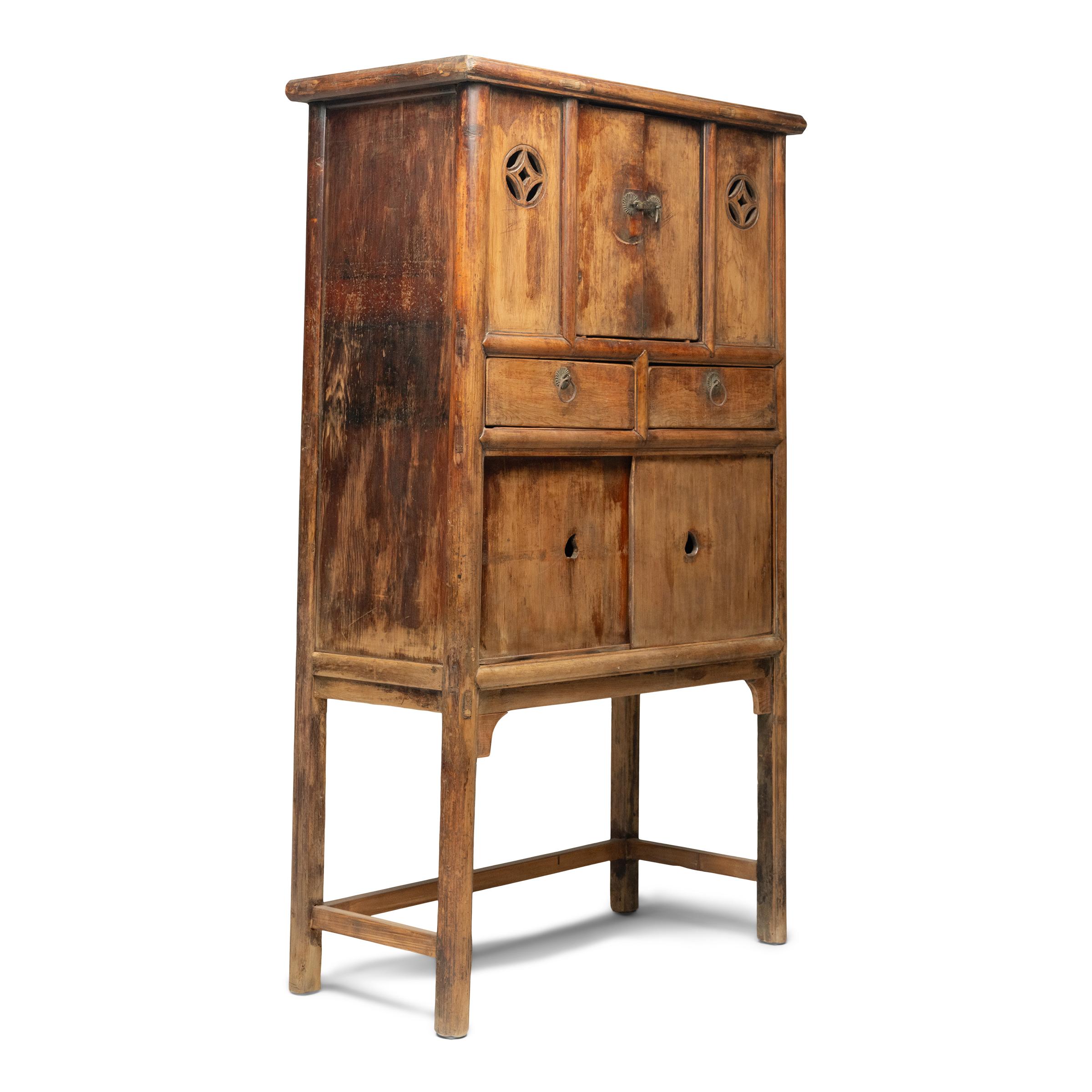 Chinesischer Charm-Schrank für die Küche, um 1900 (Rustikal) im Angebot