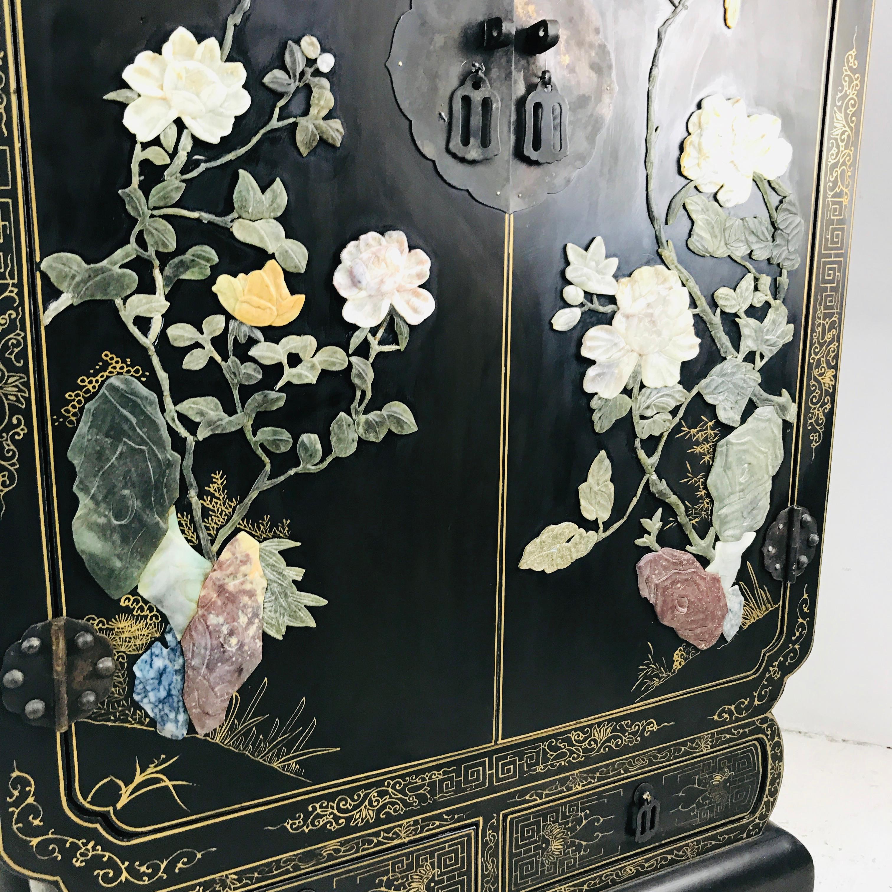 Chinese Export Chinese Lacquer and Hardstone Bar Cabinet