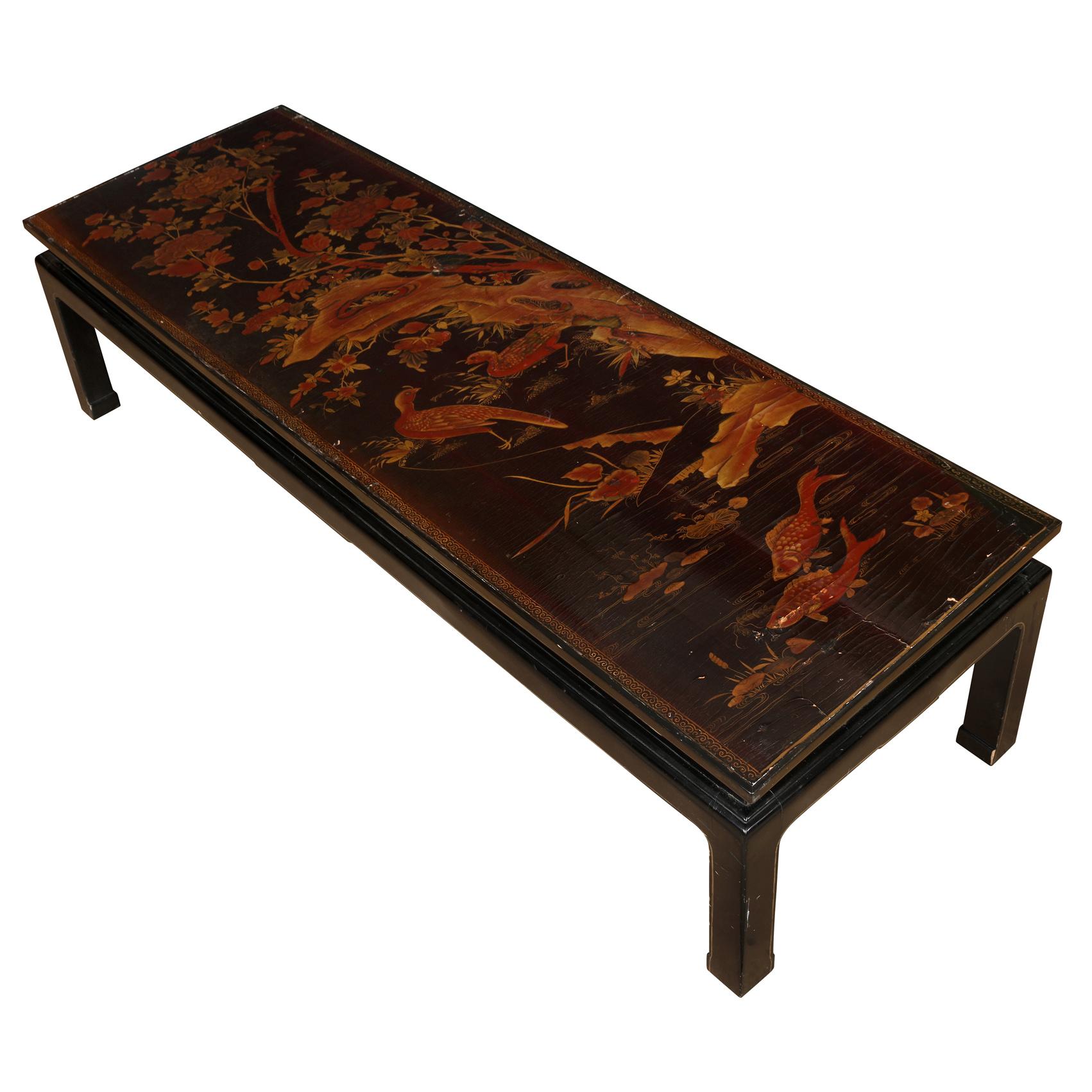 Chinese Lacquer and Parcel Gilt Decorated Coffee Table In Good Condition For Sale In Locust Valley, NY