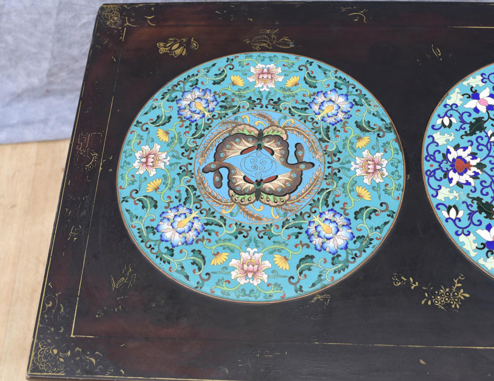 Chinese Lacquer Coffee Table, Cloisonne Porcelain Plaques For Sale 5