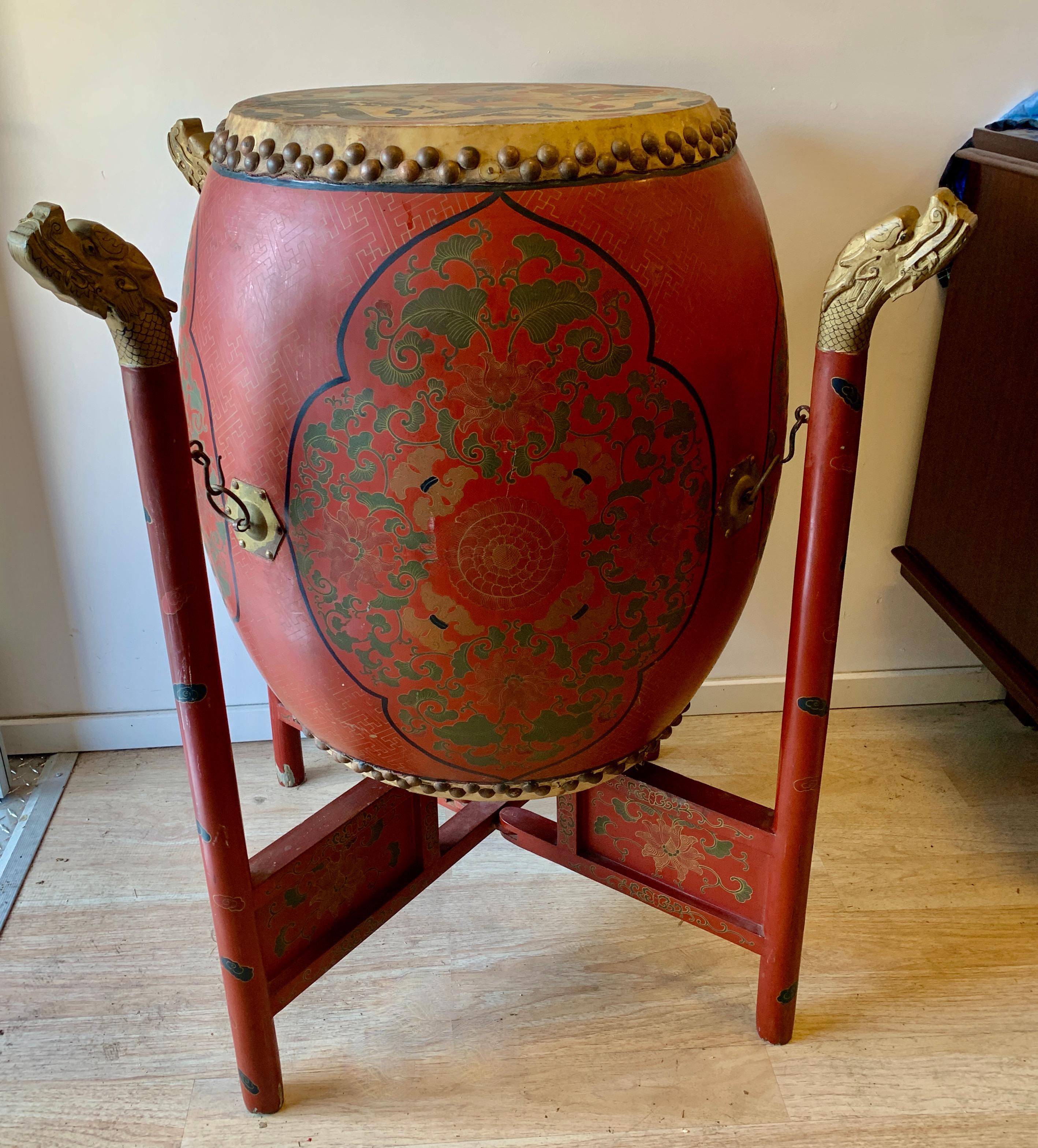 Chinese Lacquer Double Sided Qing Dynasty Drum with Wooden Stand and Drum Sticks For Sale 8