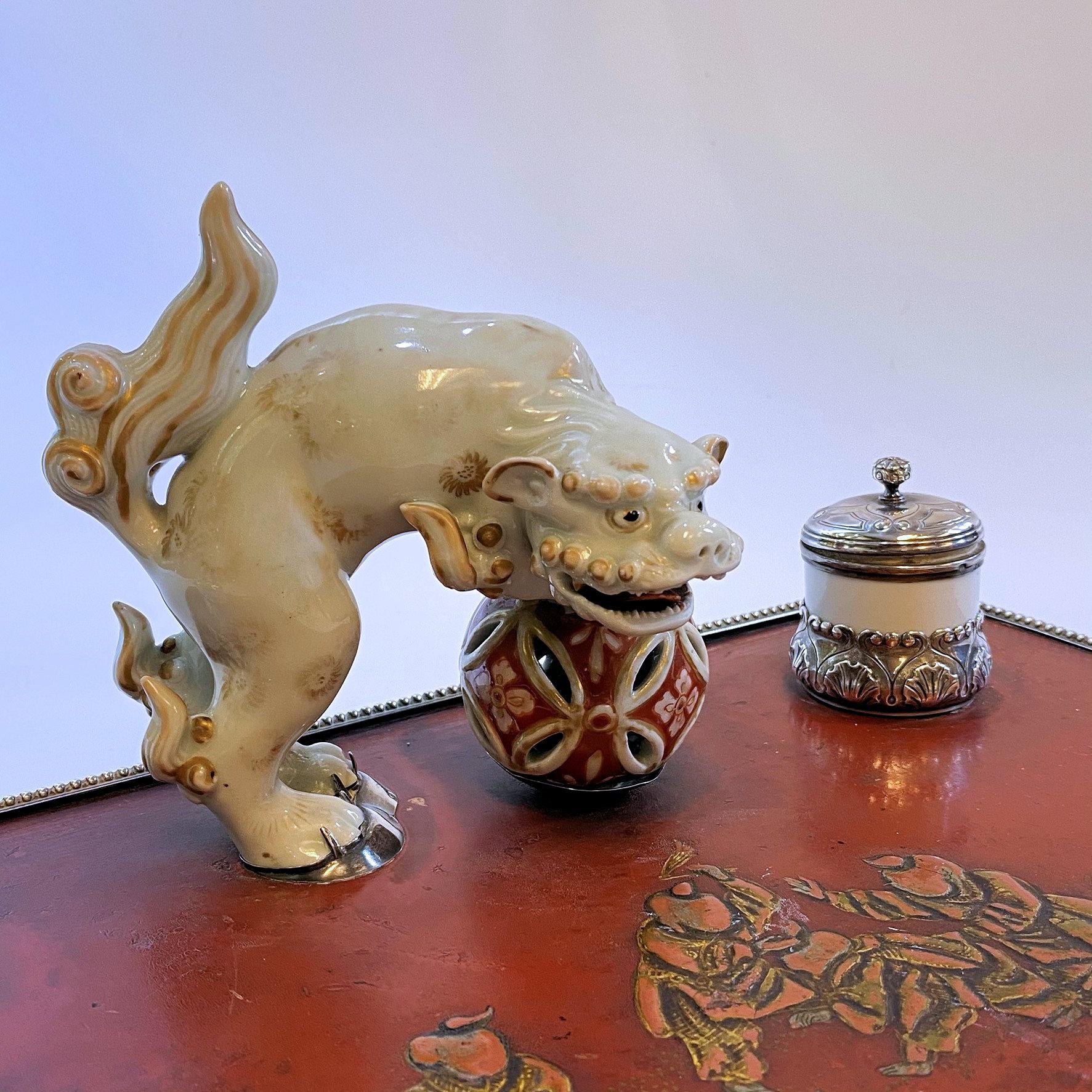 Chinese Lacquer Porcelain and Silver Inkwell For Sale 1