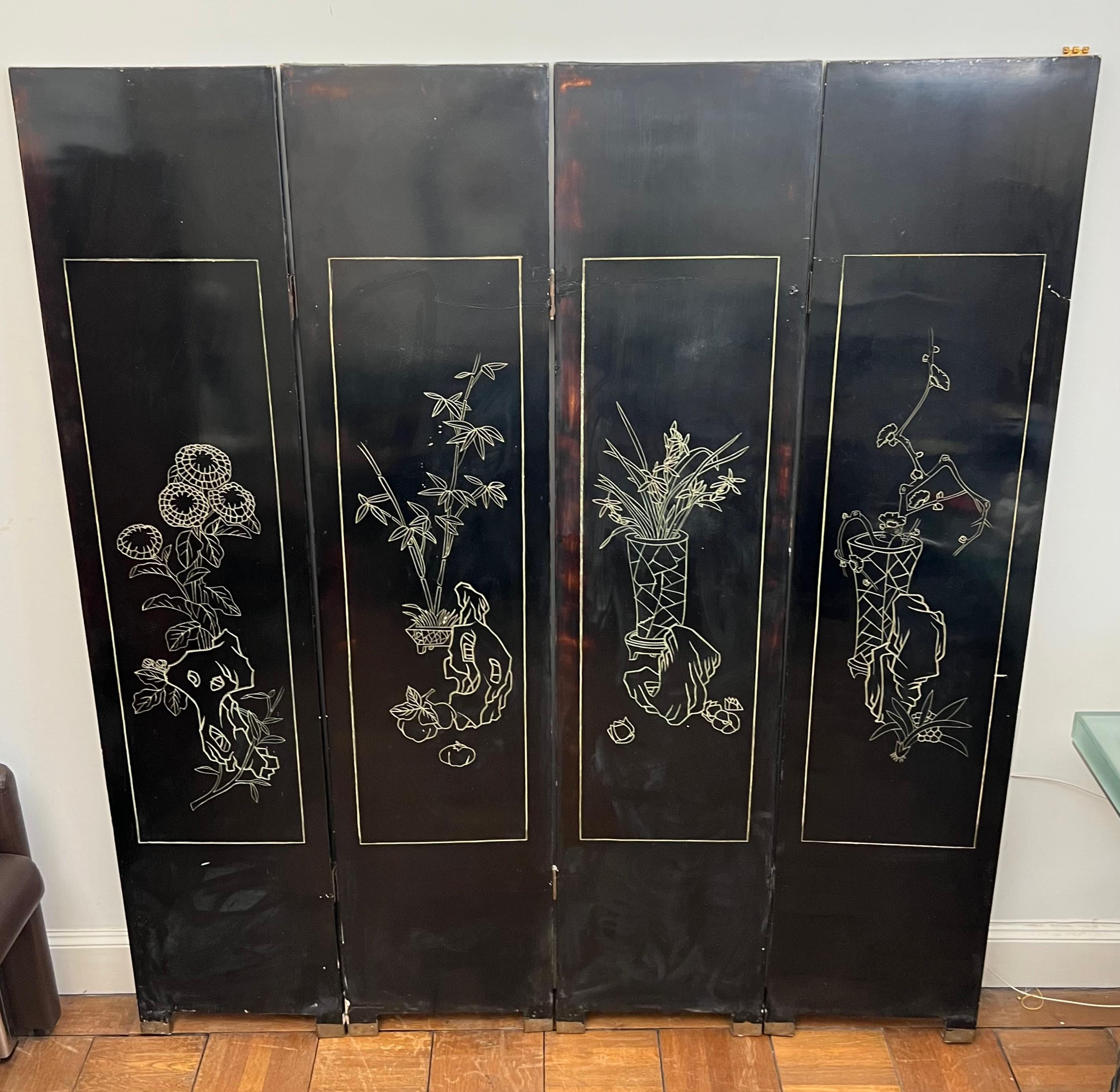 Mid-Century Modern Paravent chinois en laque avec décorations d'oiseaux et de bambou Travail chinois. en vente