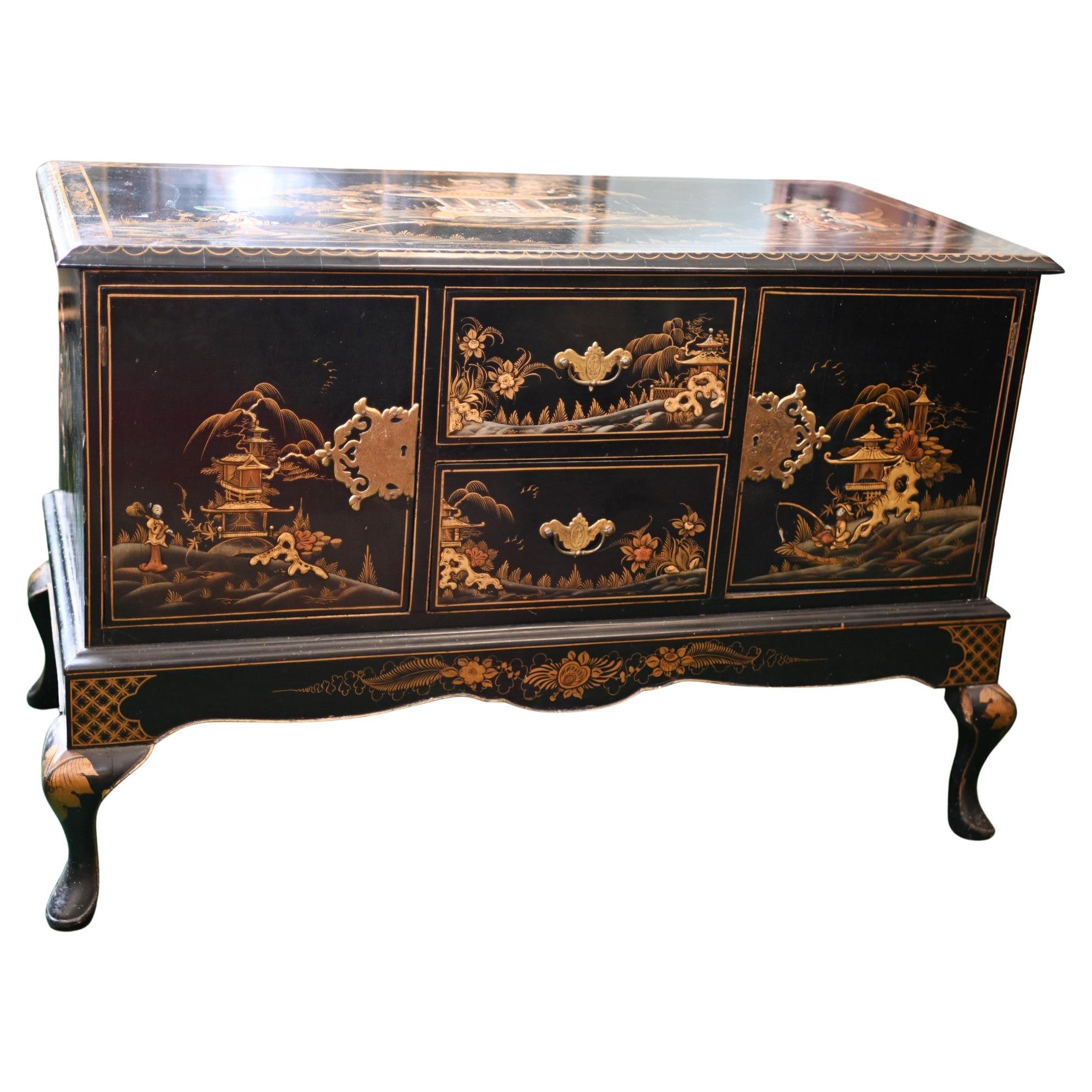 Credenza in lacca cinese Cabinet Chinoiserie 1920 in vendita