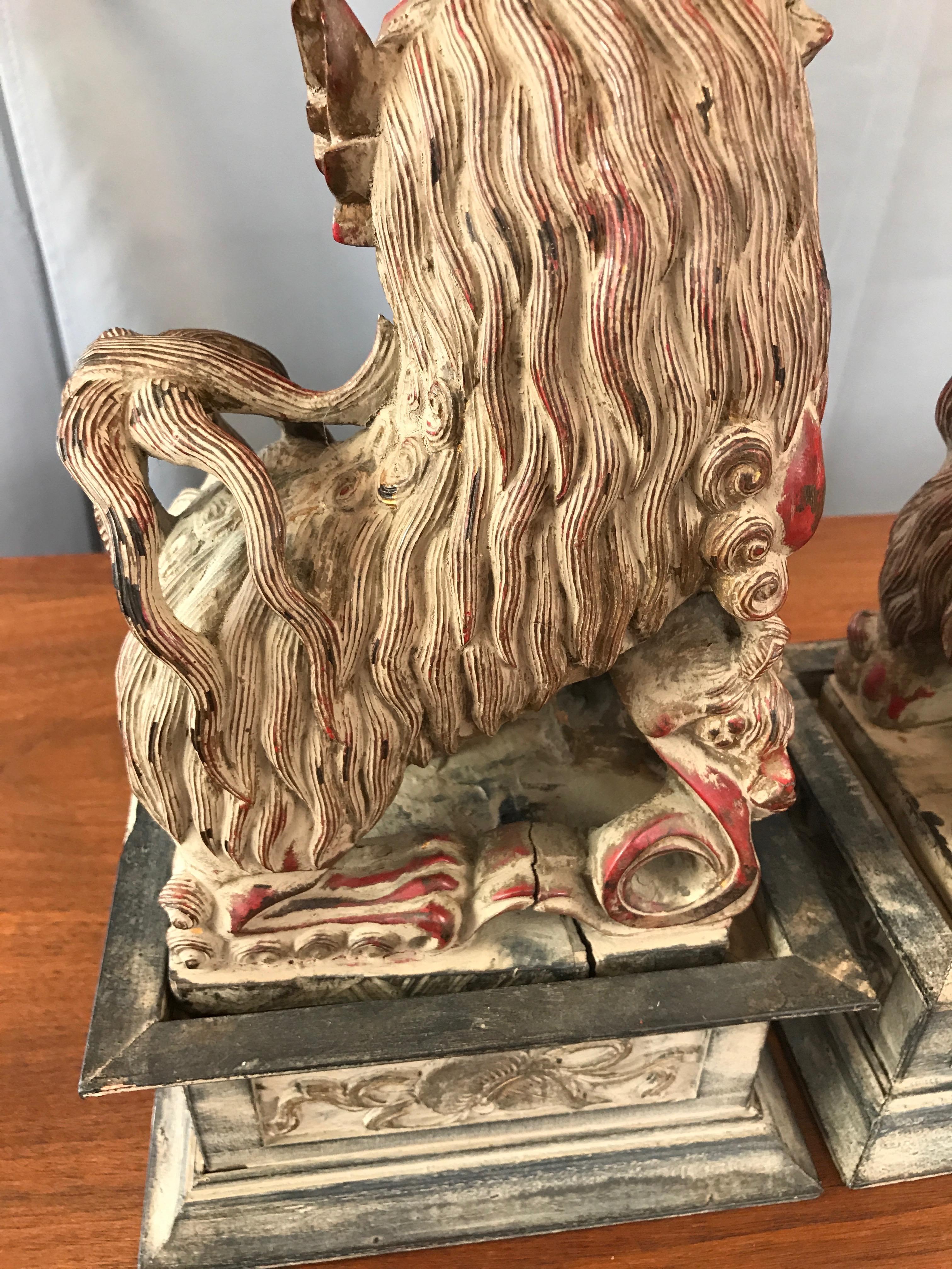 Chinese Lacquered and Giltwood Guardian Lions on Pedestals, a Pair 4