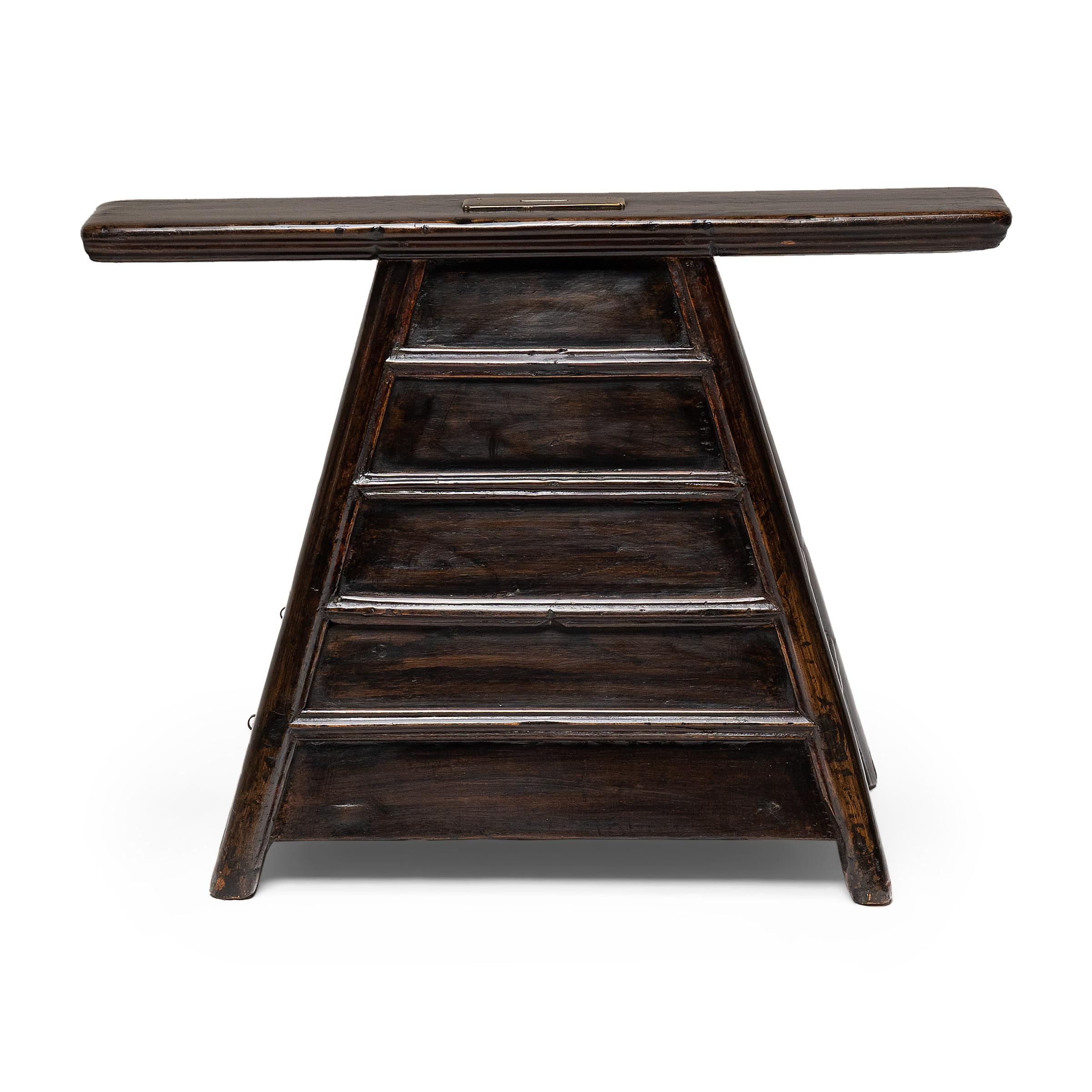 Laqué Chinese Lacquered Barber's Stool, c. 1850 en vente