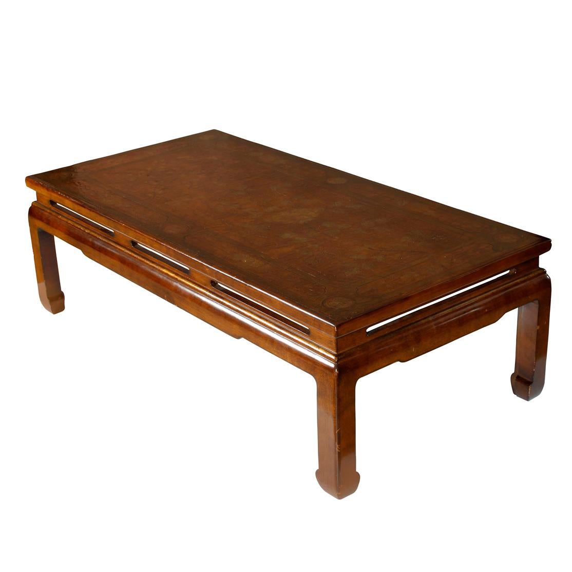 Chinese Lacquered Coffee Table in Caramel In Good Condition In Locust Valley, NY