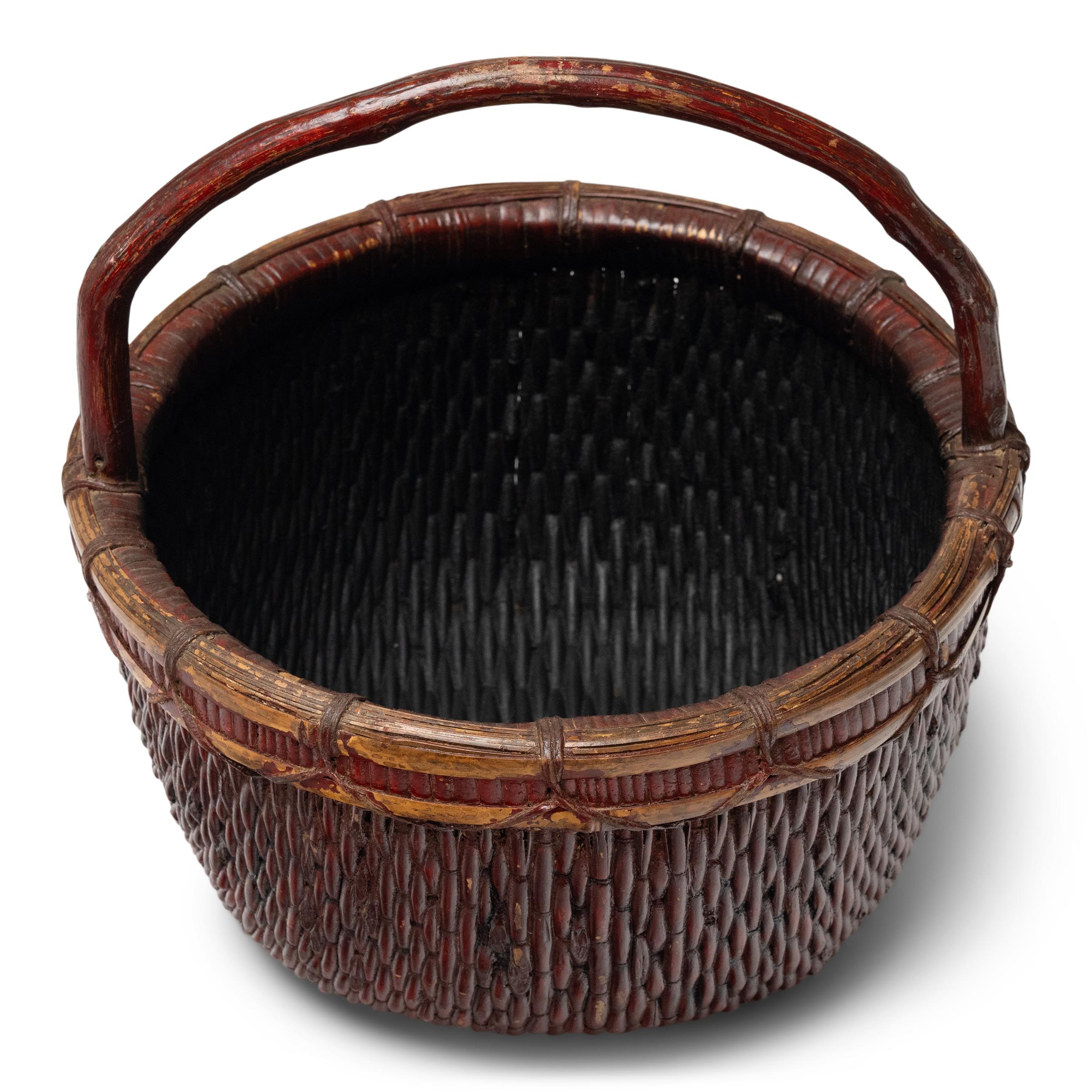 Rustique Panier de récolte chinois laqué, vers 1900 en vente