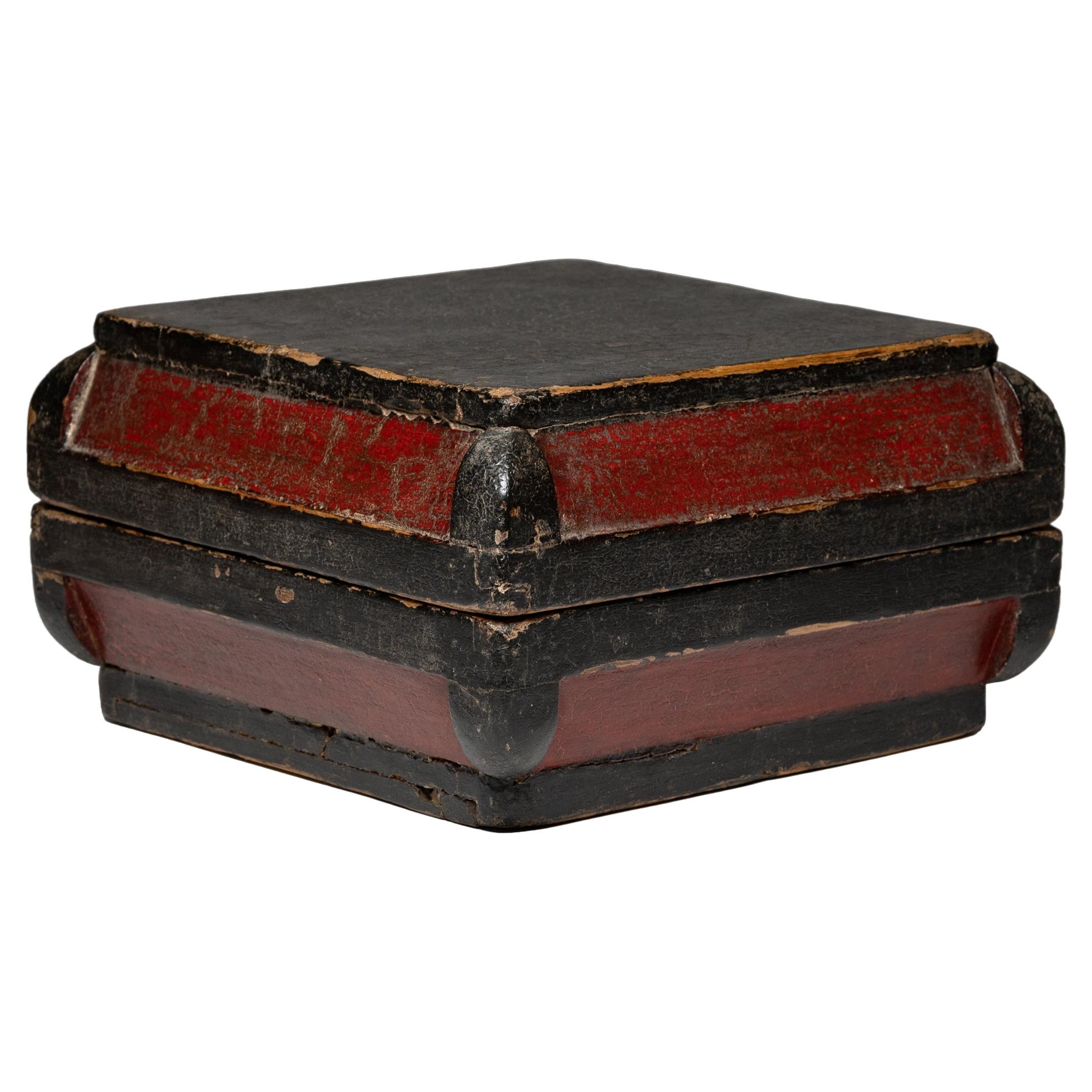 Chinese Lacquered Snack Box, c. 1820