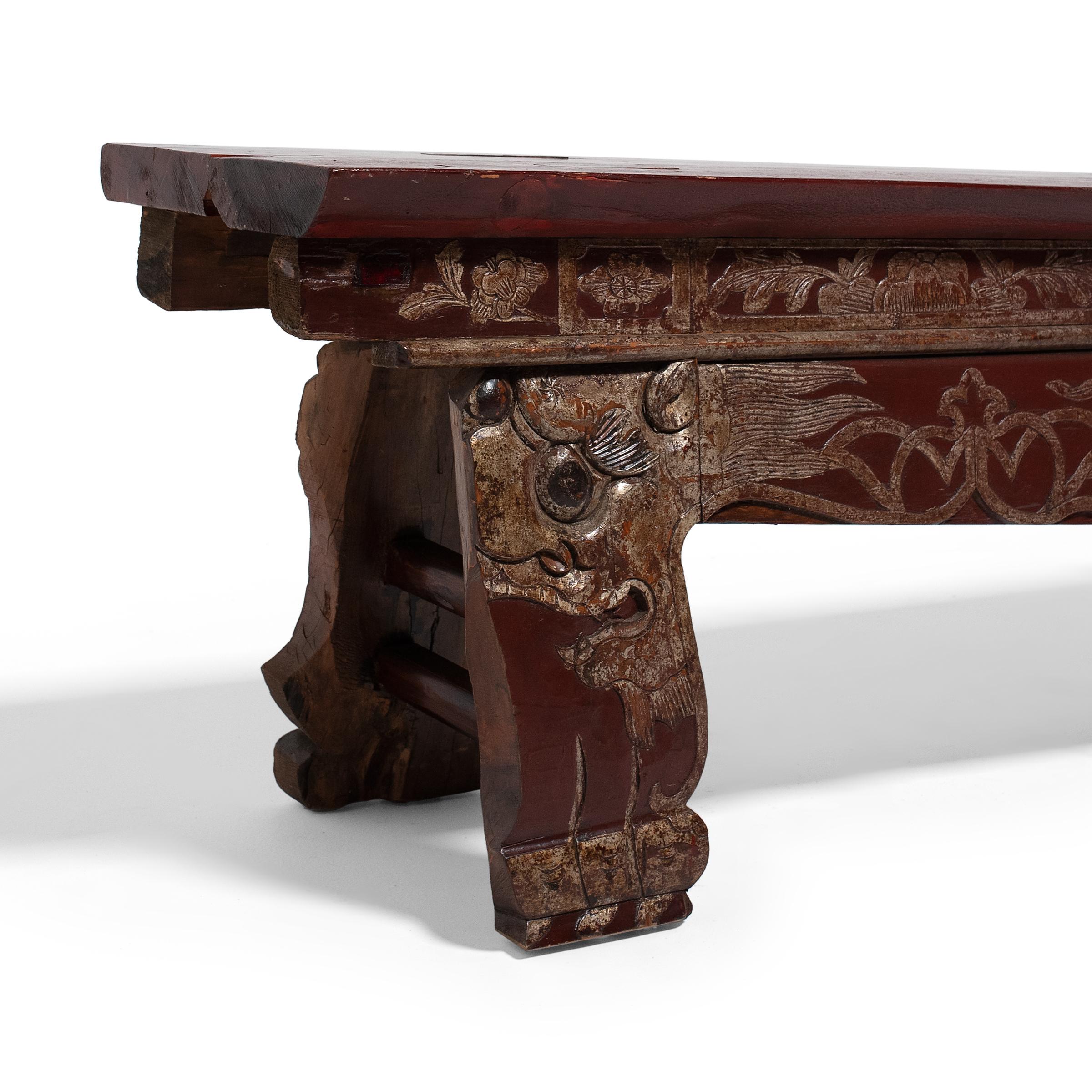 19th Century Chinese Lacquered Theater Bench with Dragon Carvings, c. 1850 For Sale