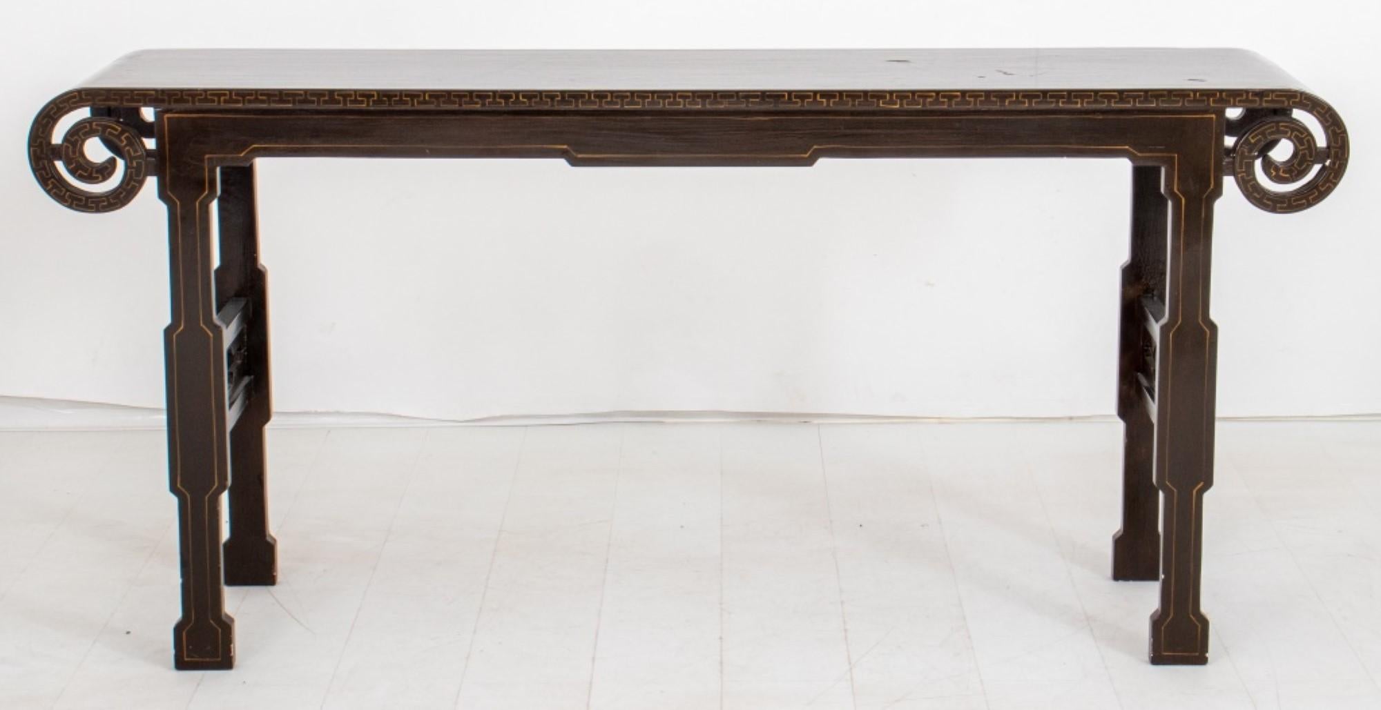 Chinese Lacquered Wood Console Table In Good Condition For Sale In New York, NY