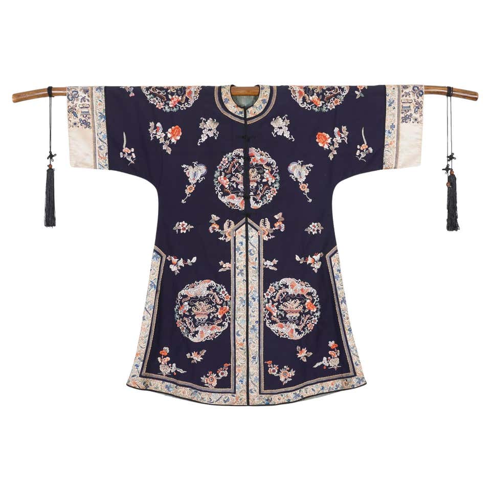 Victorian Multicolor Antique Chinese Silk Embroidered Colar Cape For ...