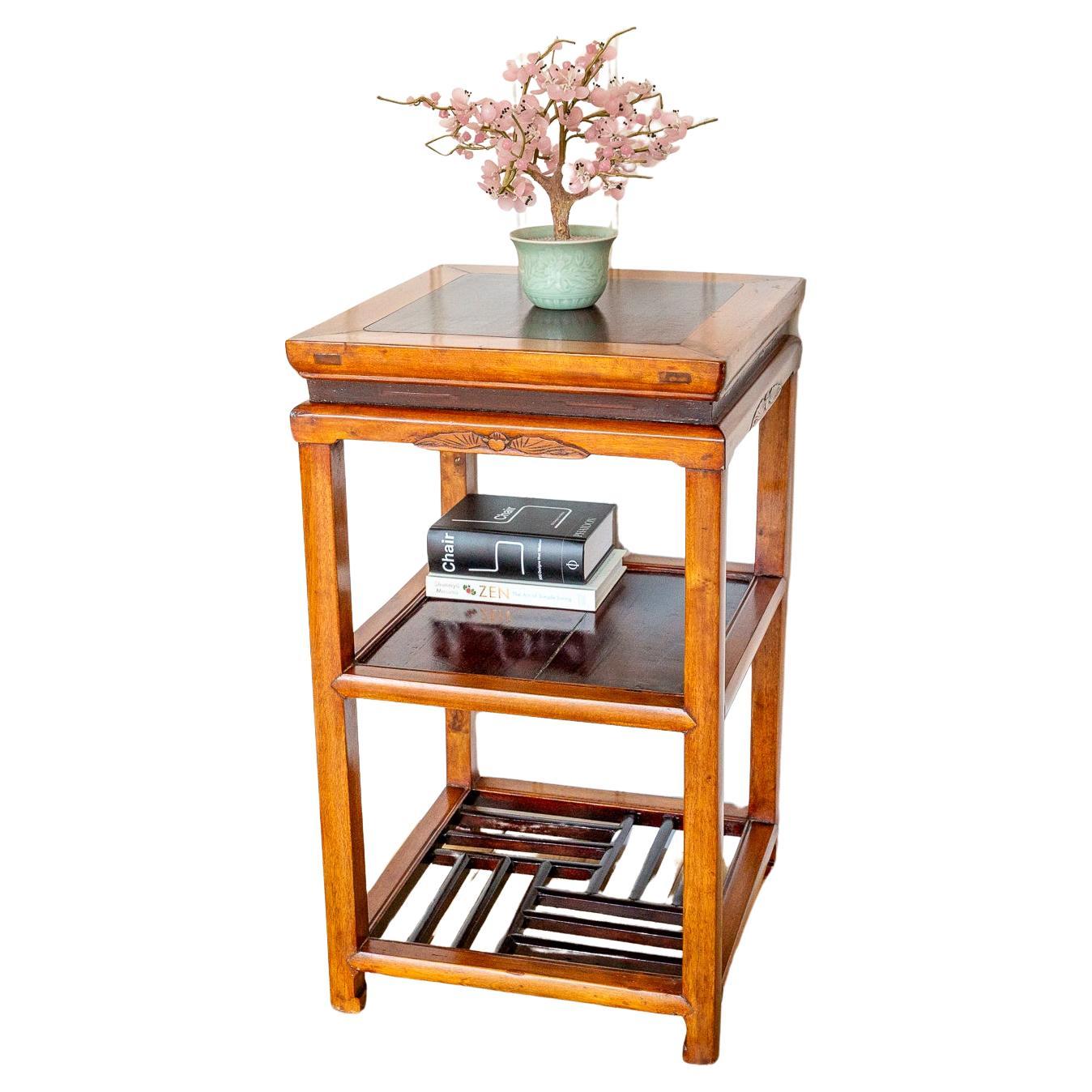 Lampe chinoise Table d'appoint Ancienne Frettée bicolore Blonde Rouge érudite Table à thé en vente