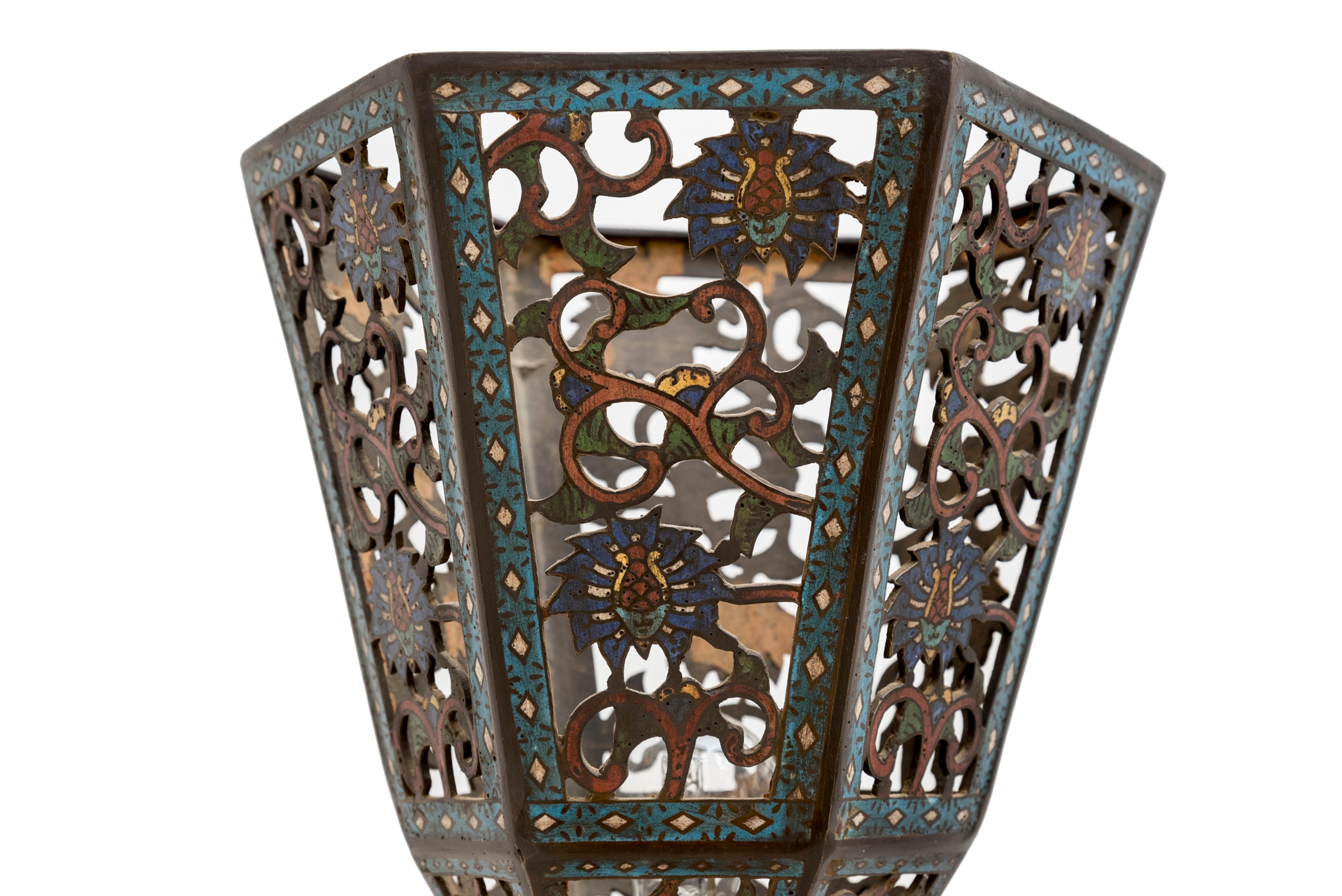 Bronze Japanese lantern in cast iron decorated with colourfull enameled champleve. For Sale