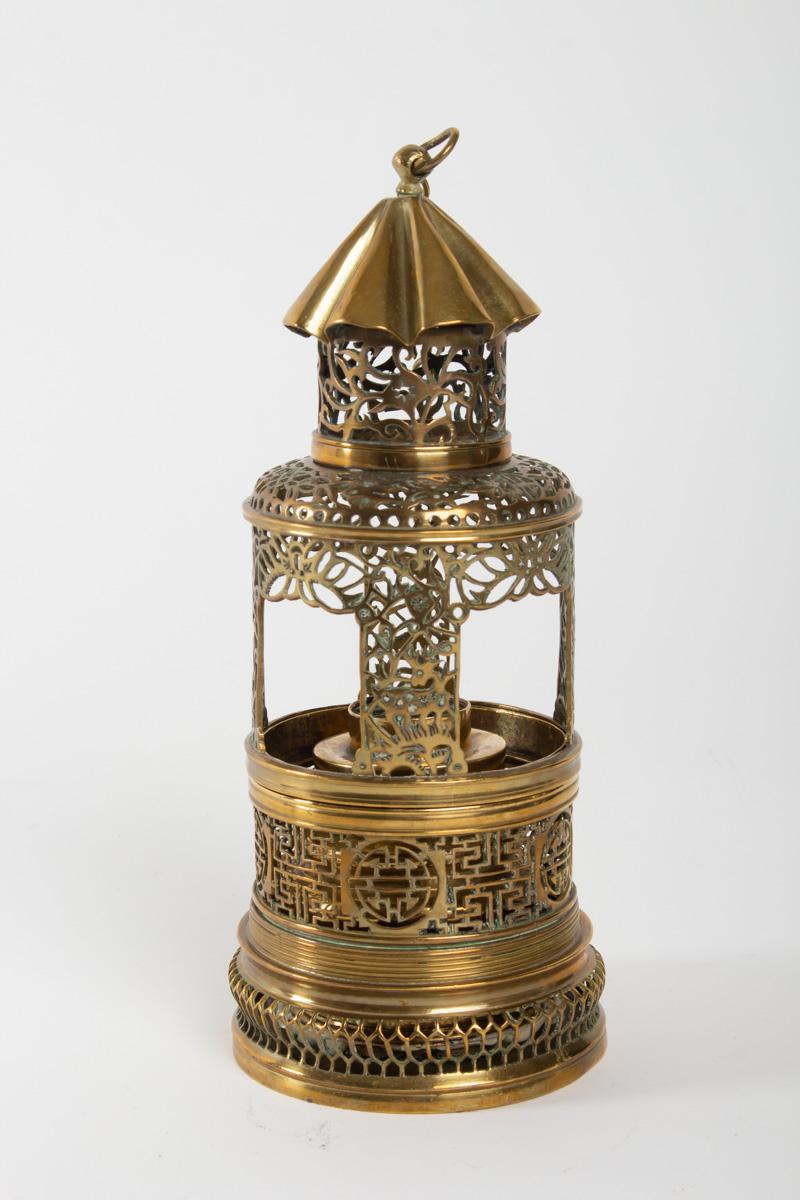 Chinese Lantern Shaped Opium Lamp, China, Second Half of the 19th Century In Good Condition In Saint-Ouen, FR