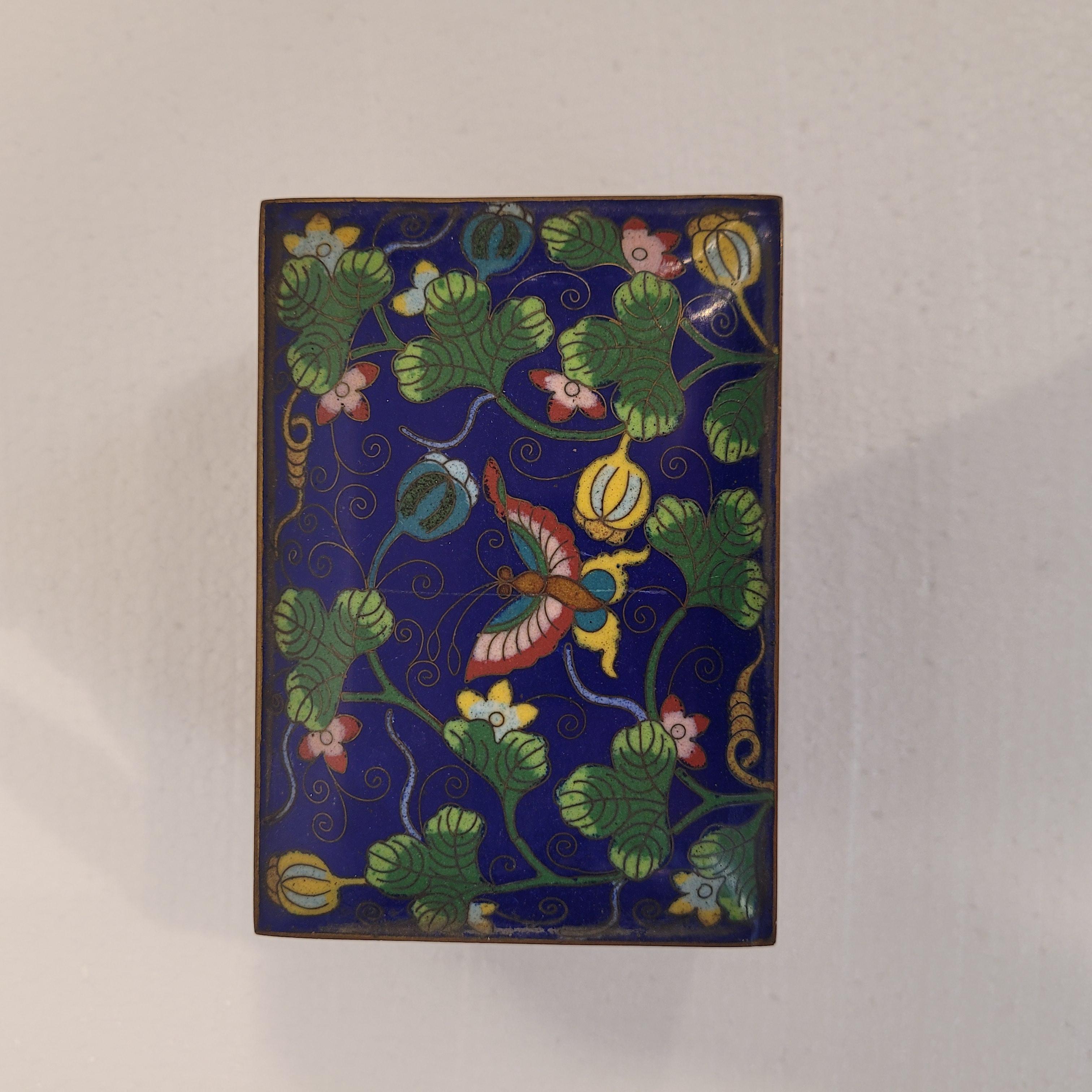 Chinese Lapis lazuli blue green  jewelry box with cloisonné enamel For Sale 8