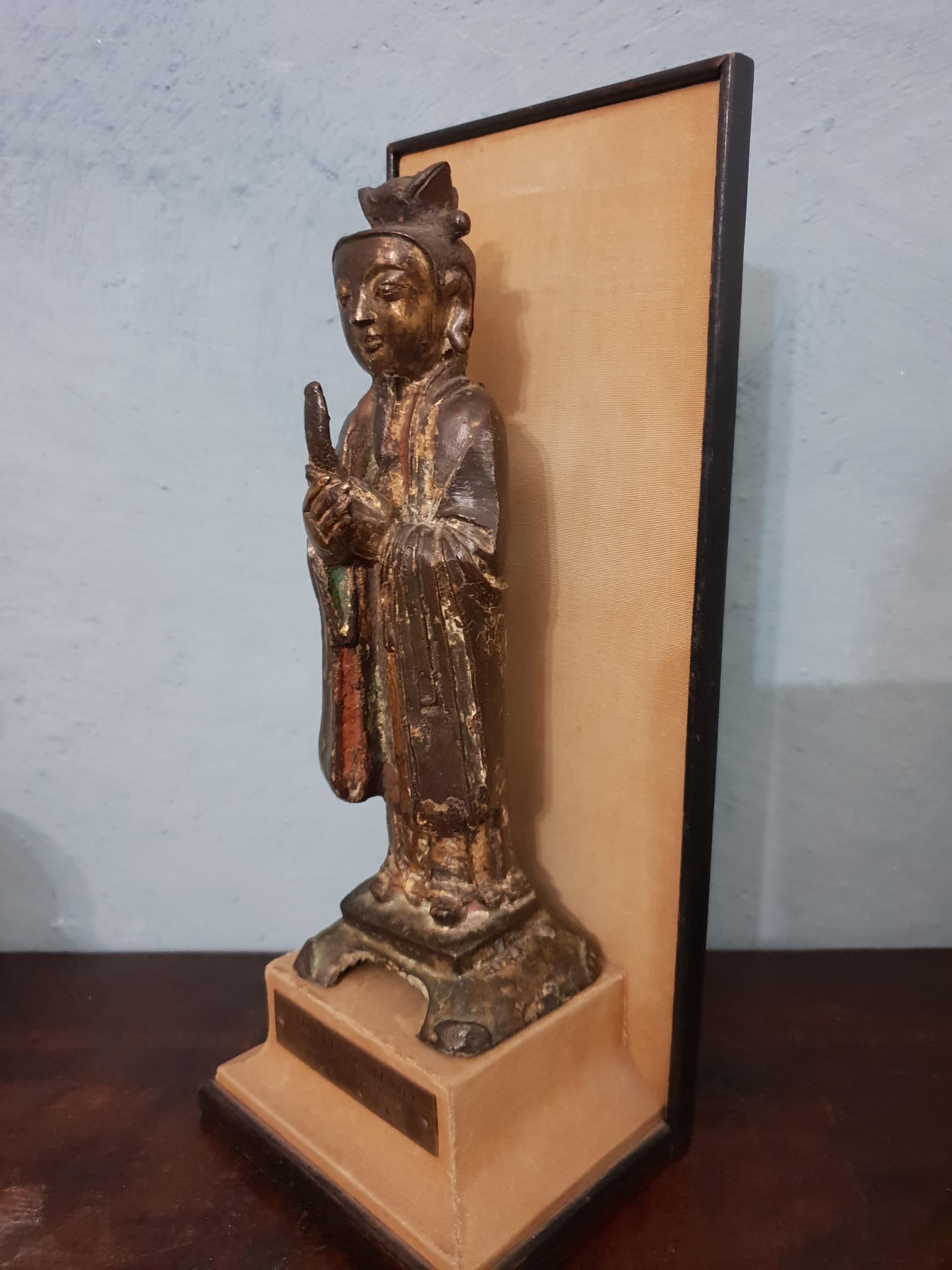 Chinese Laquered Bronze Sculpture of Dignitary, Ming, 1600s For Sale 5