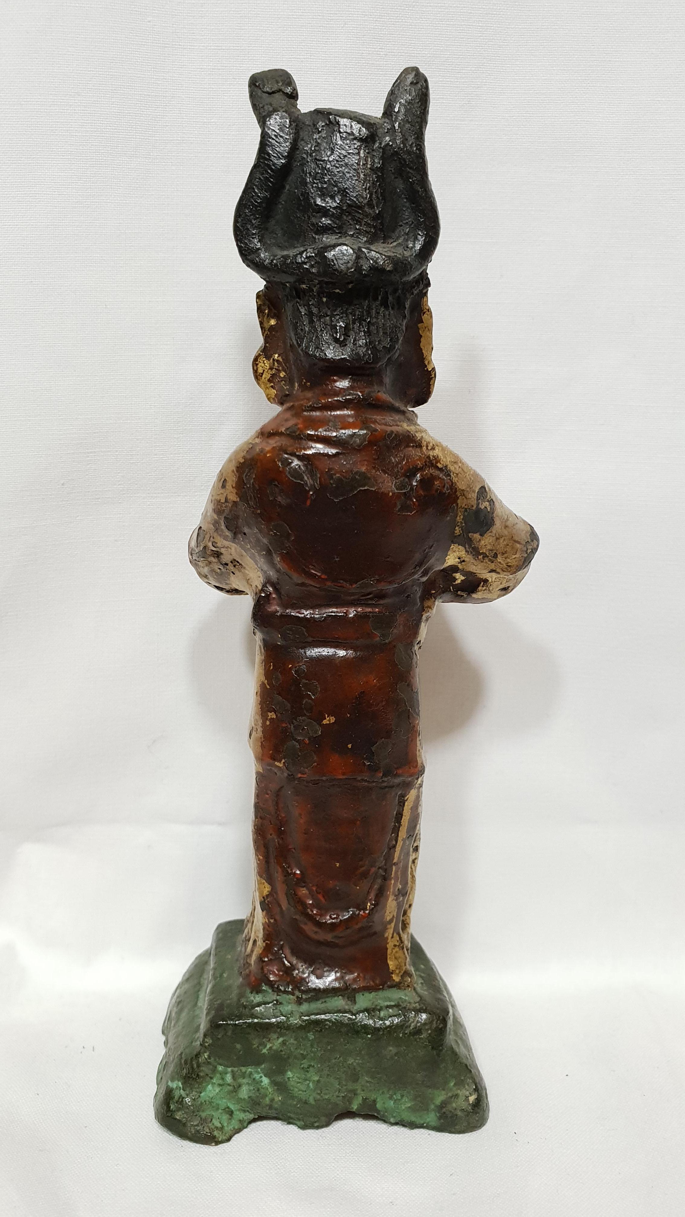 17th Century Chinese Lacquered Bronze Sculptor of Dignitary, Ming 1600s For Sale