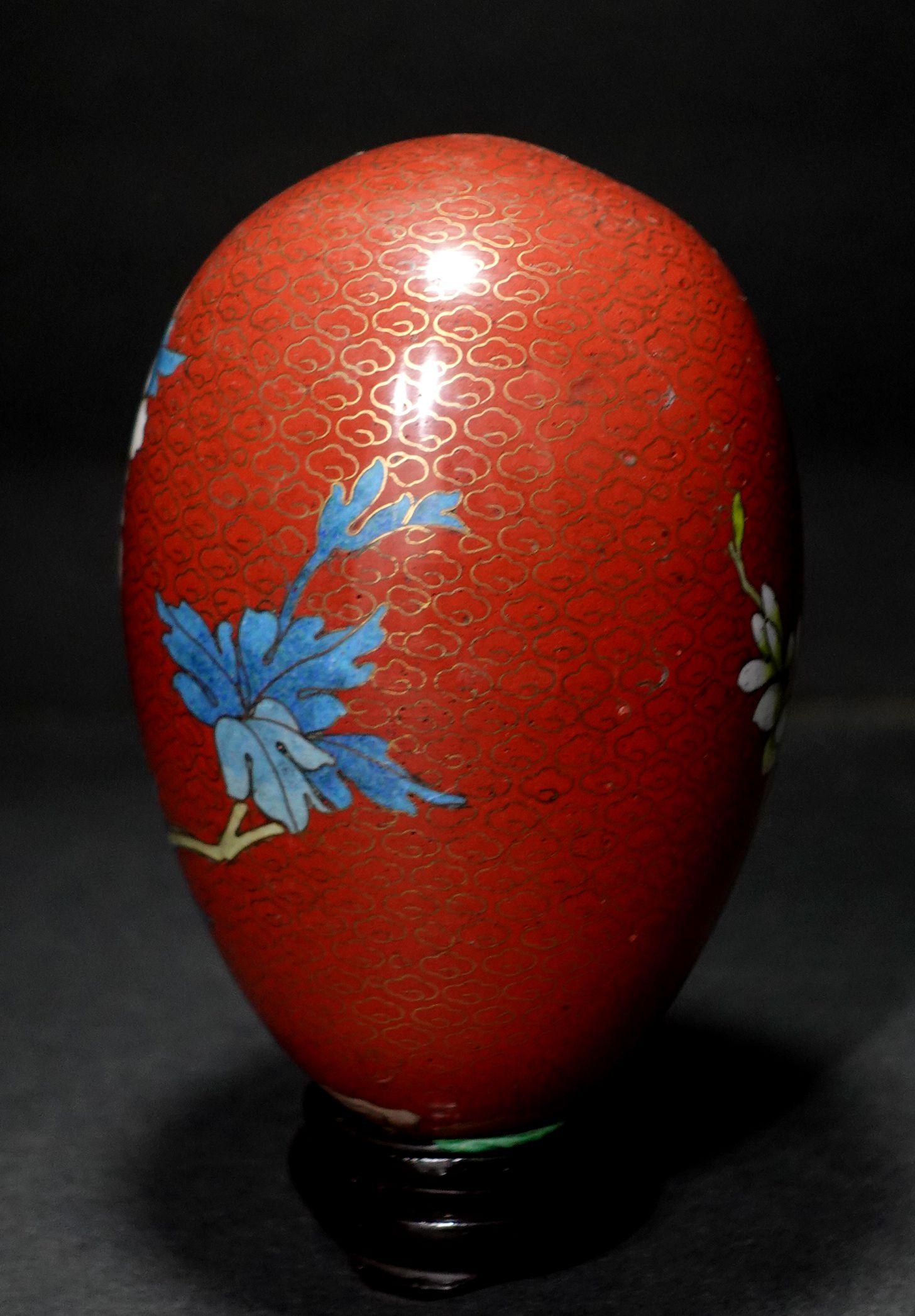 Hand-Painted Chinese Large Cloisonné Enamel Egg 