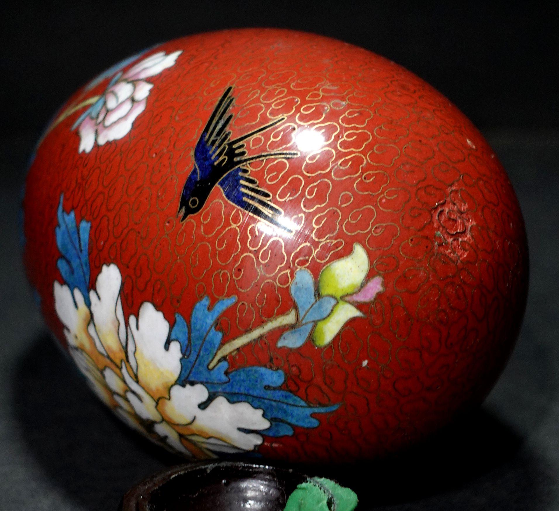 20th Century Chinese Large Cloisonné Enamel Egg 