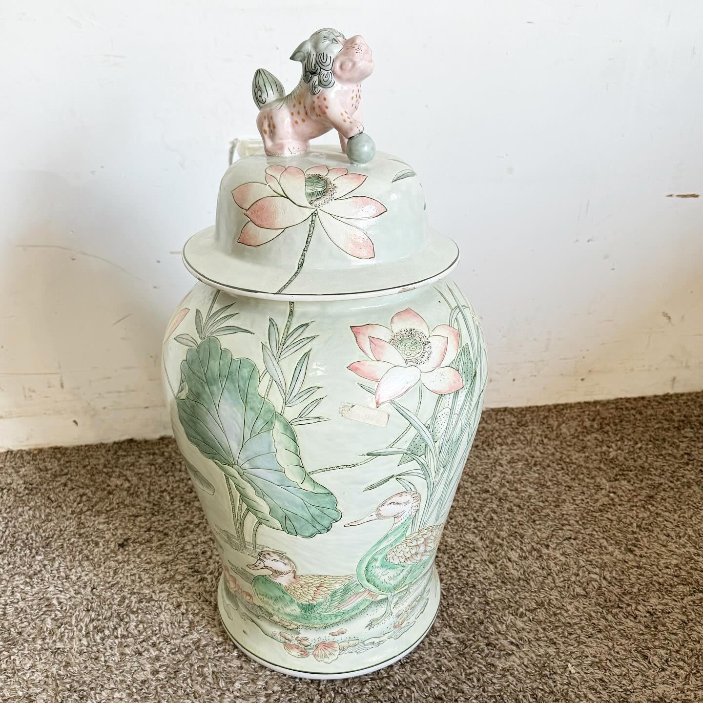 Chinoiserie Chinese Large Ginger Jar/Vase With Foo Dog Lid For Sale