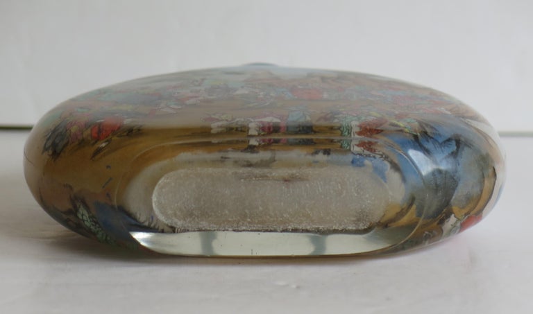 Chinese Large Glass Snuff Bottle Inside Painted Spoon Top & Box, Mid 20th C For Sale 7