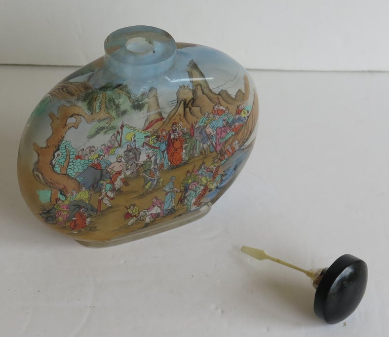 Hand-Painted Chinese Large Glass Snuff Bottle Inside Painted Spoon Top & Box, Mid 20th C For Sale