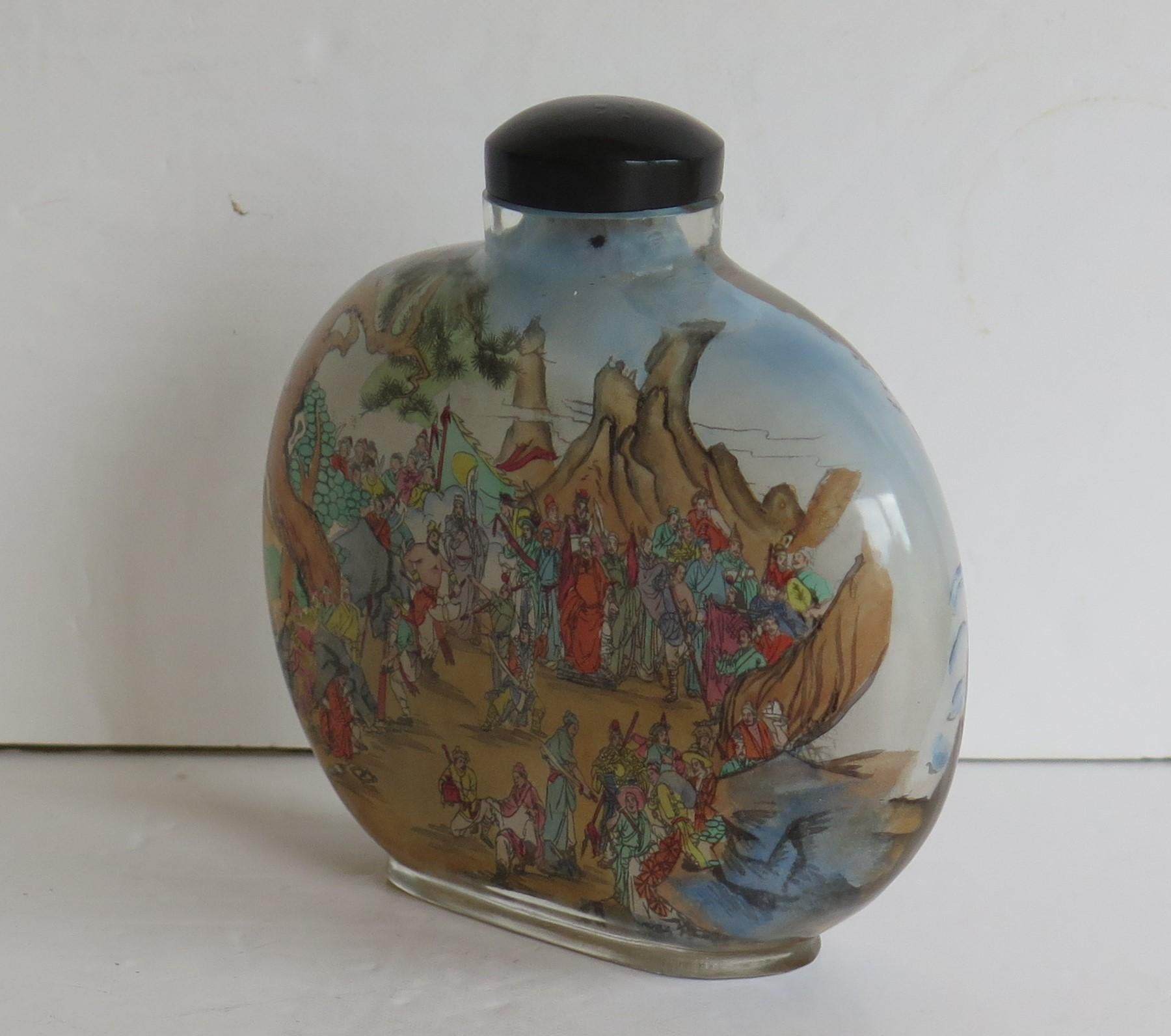 Chinese Large Glass Snuff Bottle Inside Painted Spoon Top with Box, Mid 20th C For Sale 1