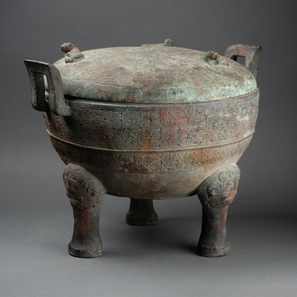 Chinese large incense bowl In Good Condition For Sale In SAINT-OUEN-SUR-SEINE, FR