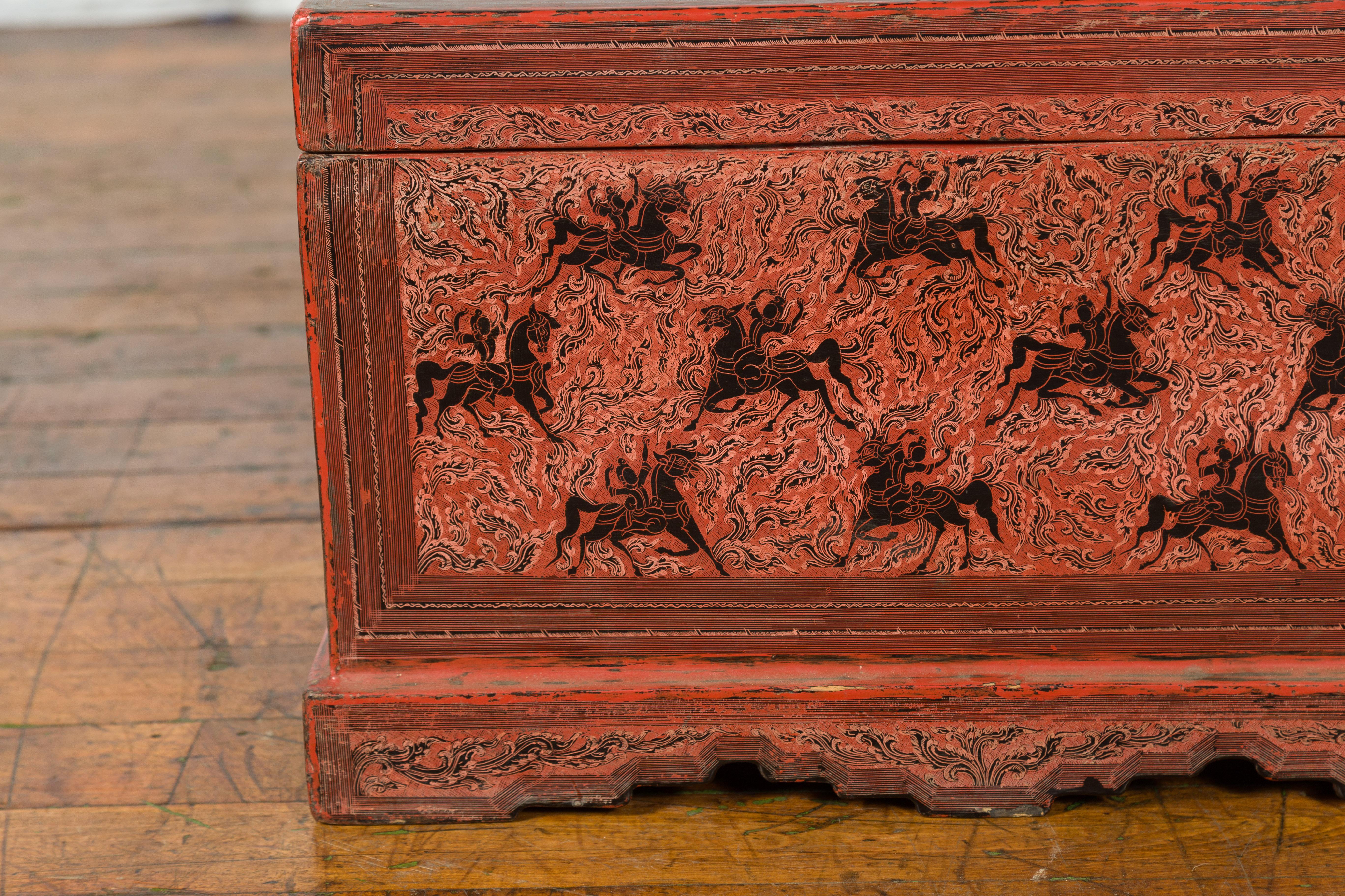Chinese Late 19th Century Red Trunk with Black Hand-Painted Riders on Horses For Sale 5