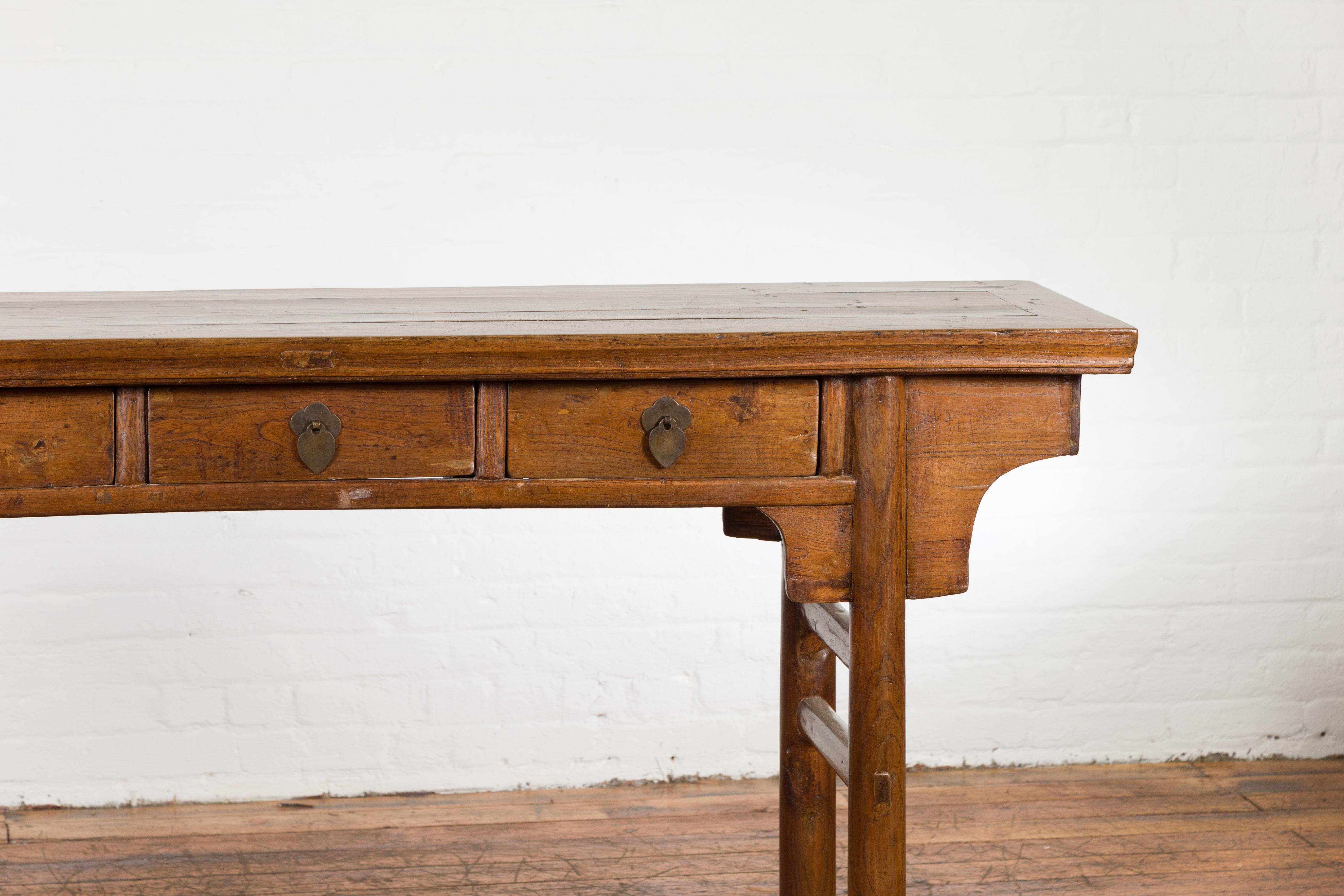 Chinese Late Qing Dynasty 1900s Altar Console Table with Three Drawers 2