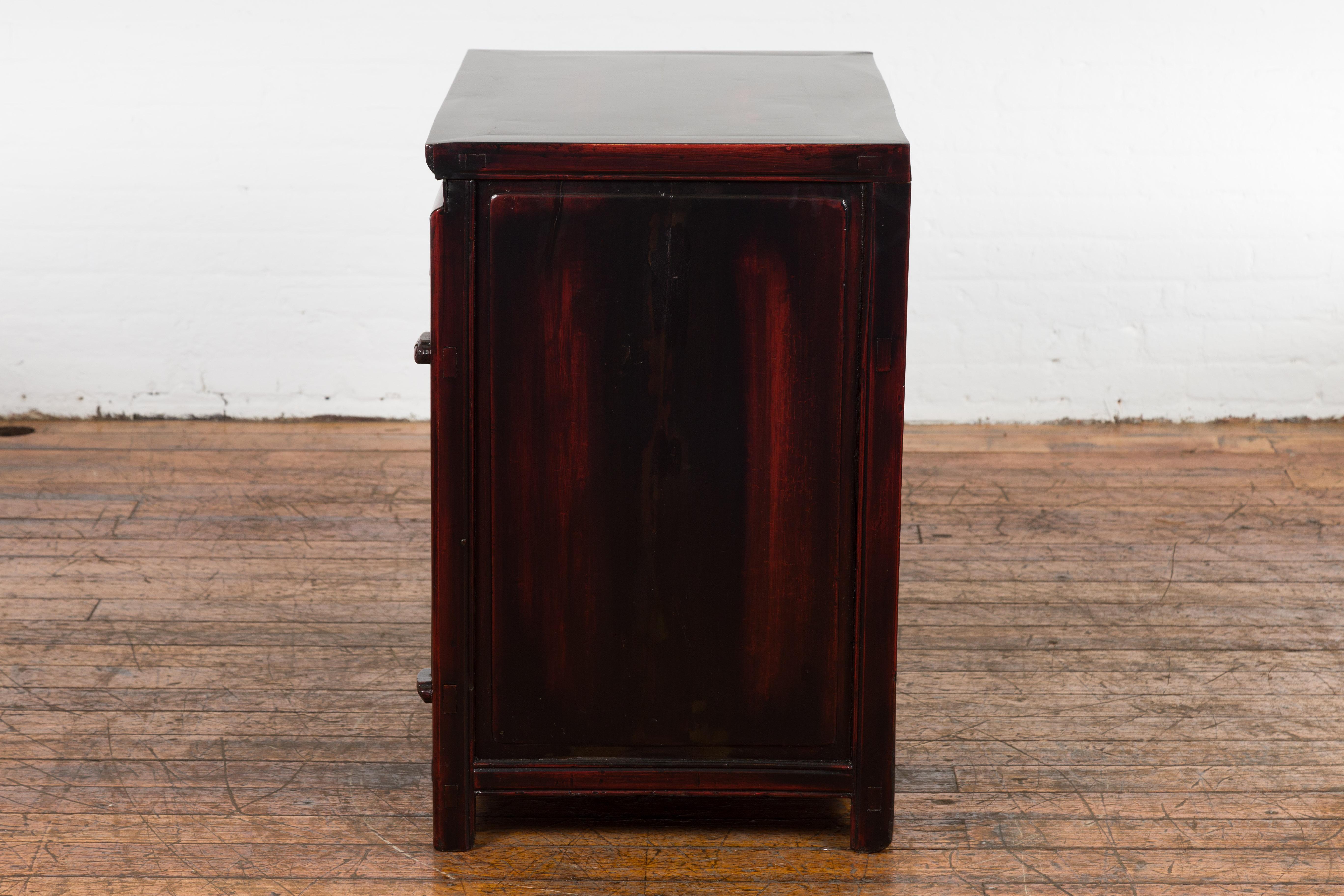 Chinese Late Qing Dynasty 1900s Side Cabinet with Reddish Black Lacquer For Sale 14