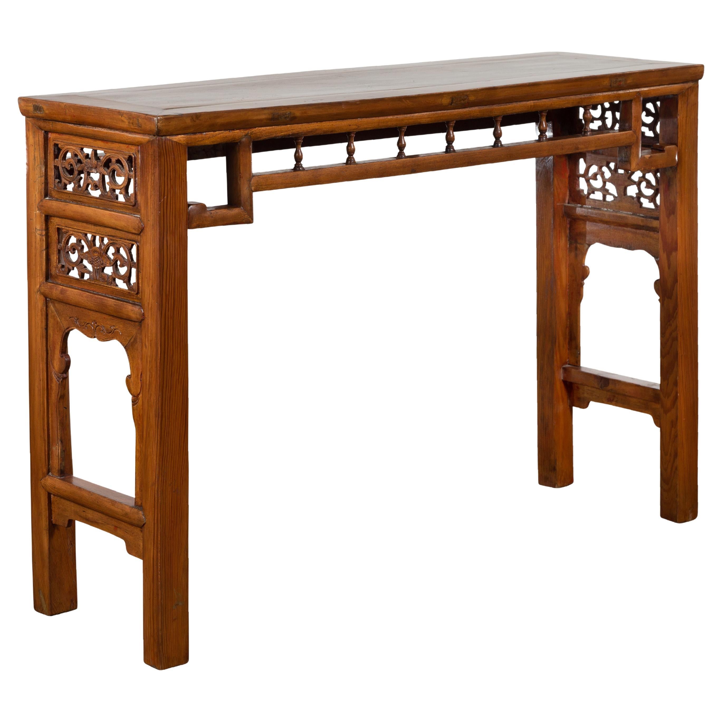 Chinese Late Qing Dynasty Altar Console Table with Foliage Carved Apron For Sale