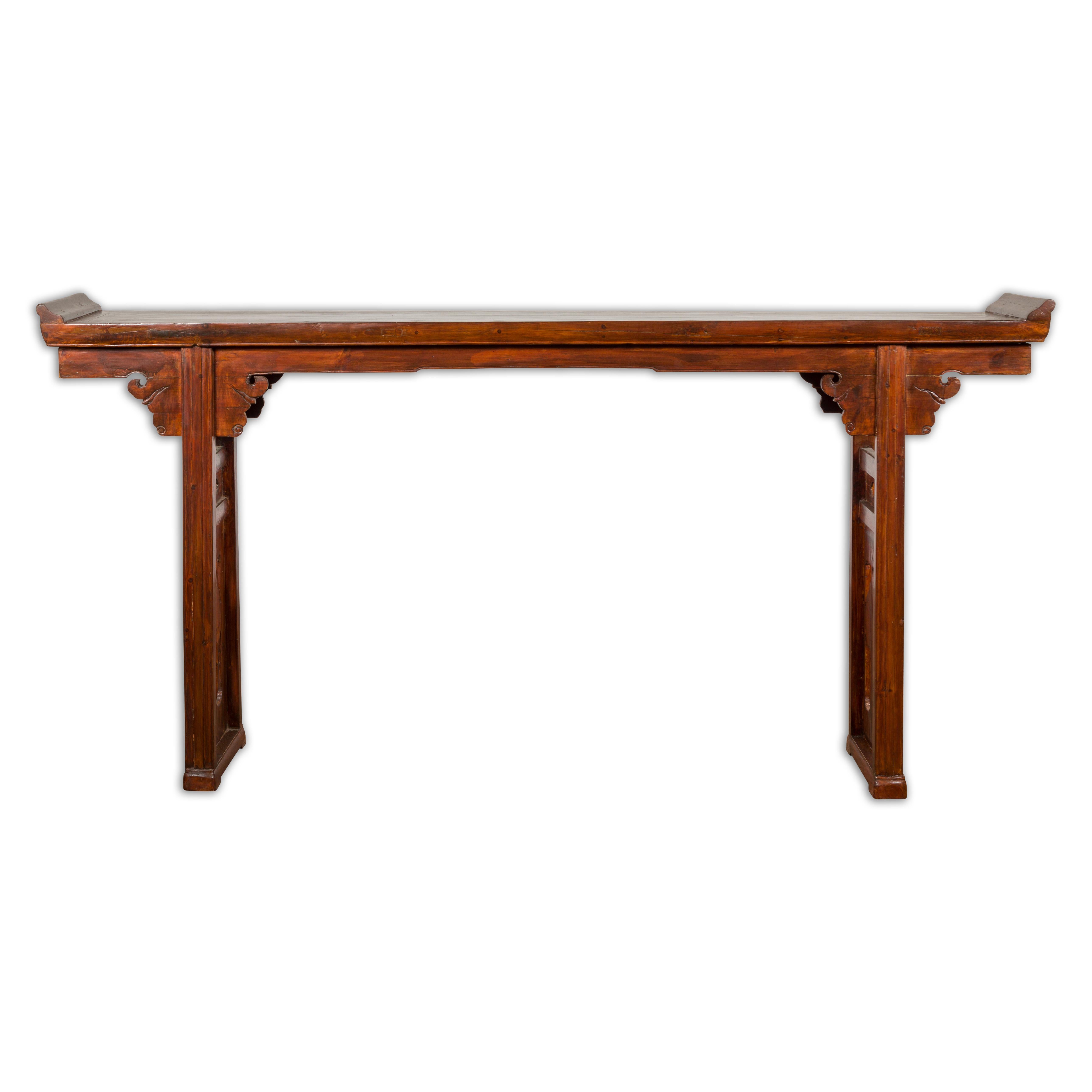 Chinese Late Qing Dynasty Altar Console Table with Lateral Pierced Tree Motifs For Sale 12