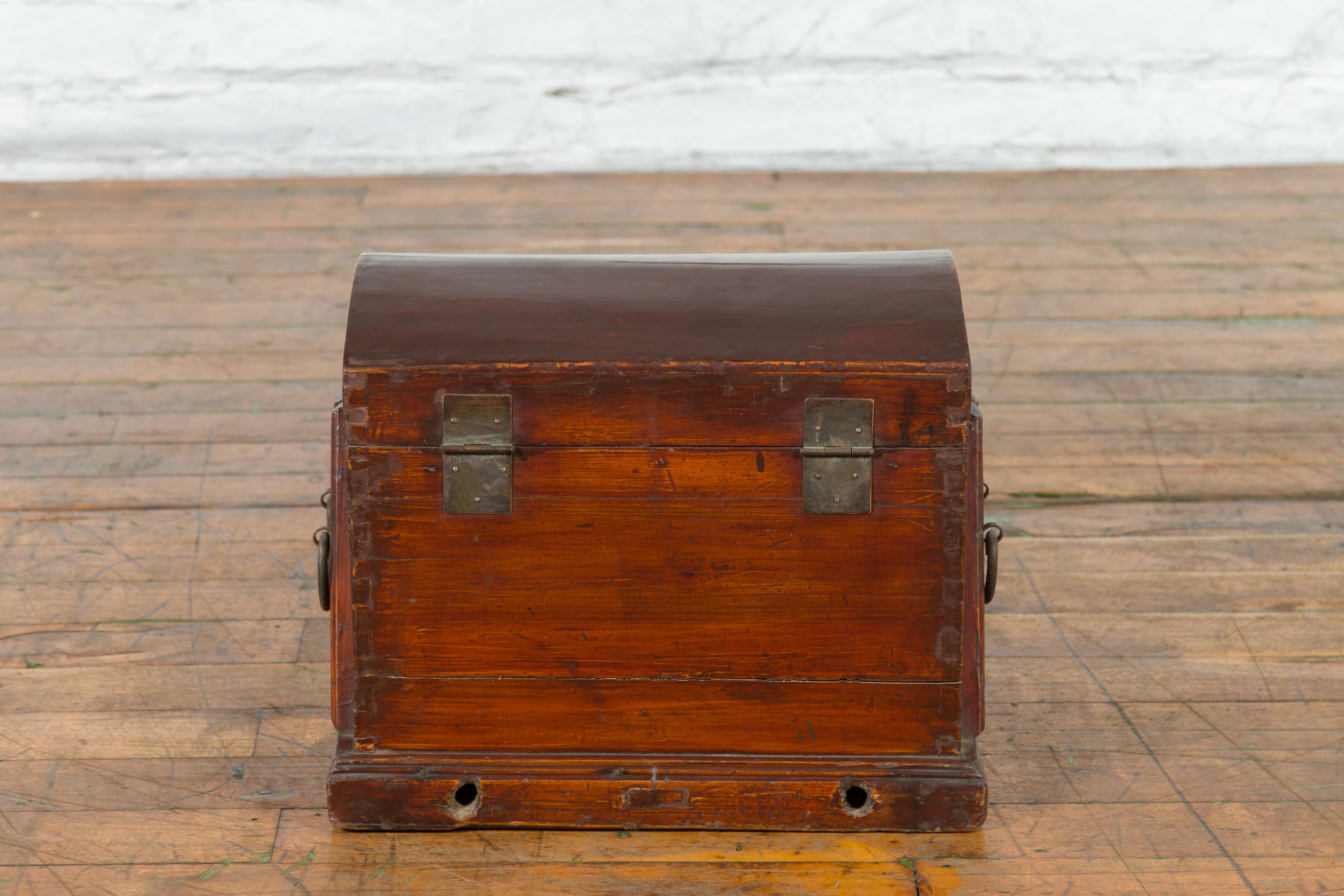 Chinese Late Qing Dynasty Document Box with Brass Lock and Carrying Handles For Sale 12