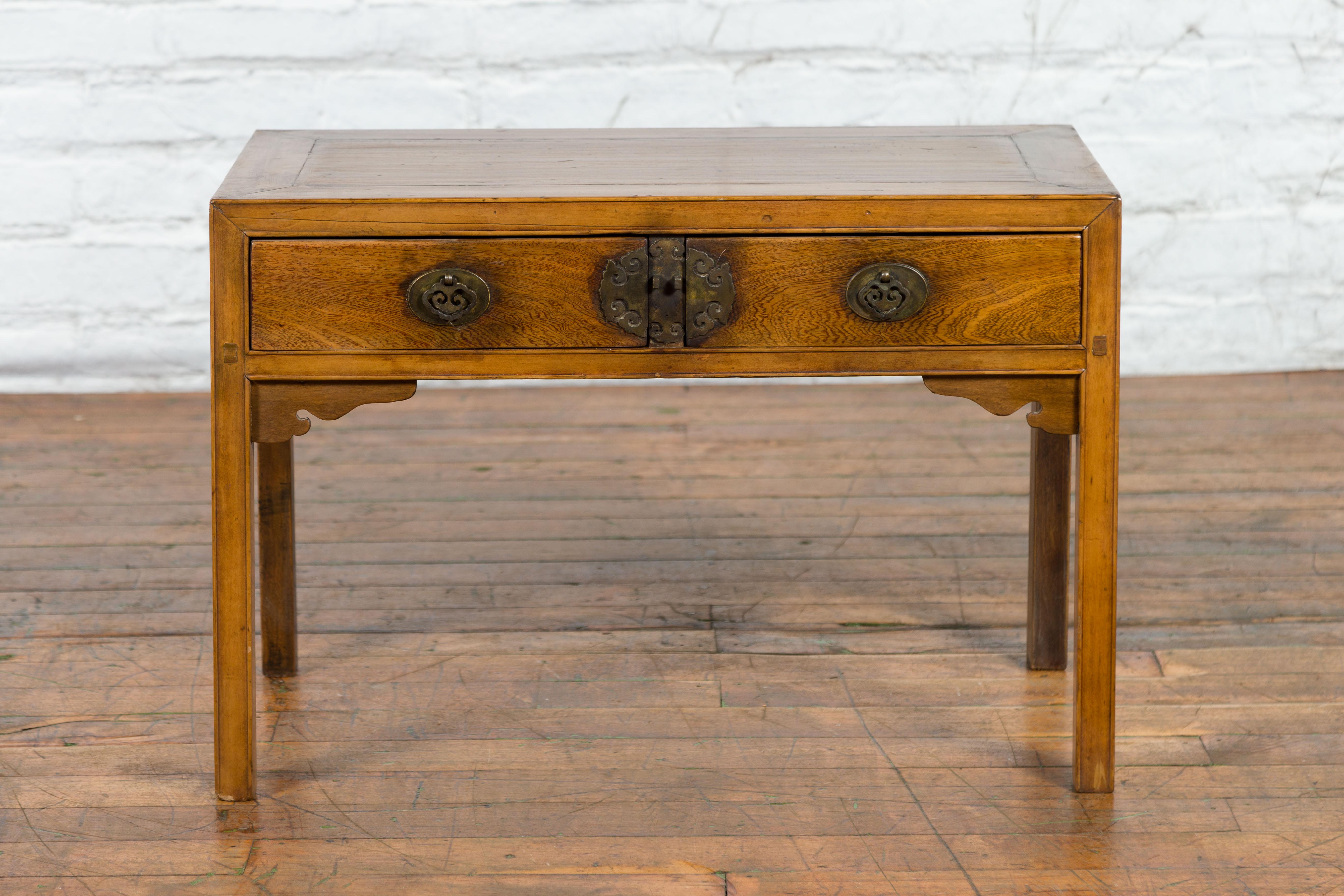 20th Century Chinese Late Qing Dynasty Elm Desk with Two Drawers and Ornate Brass Hardware For Sale