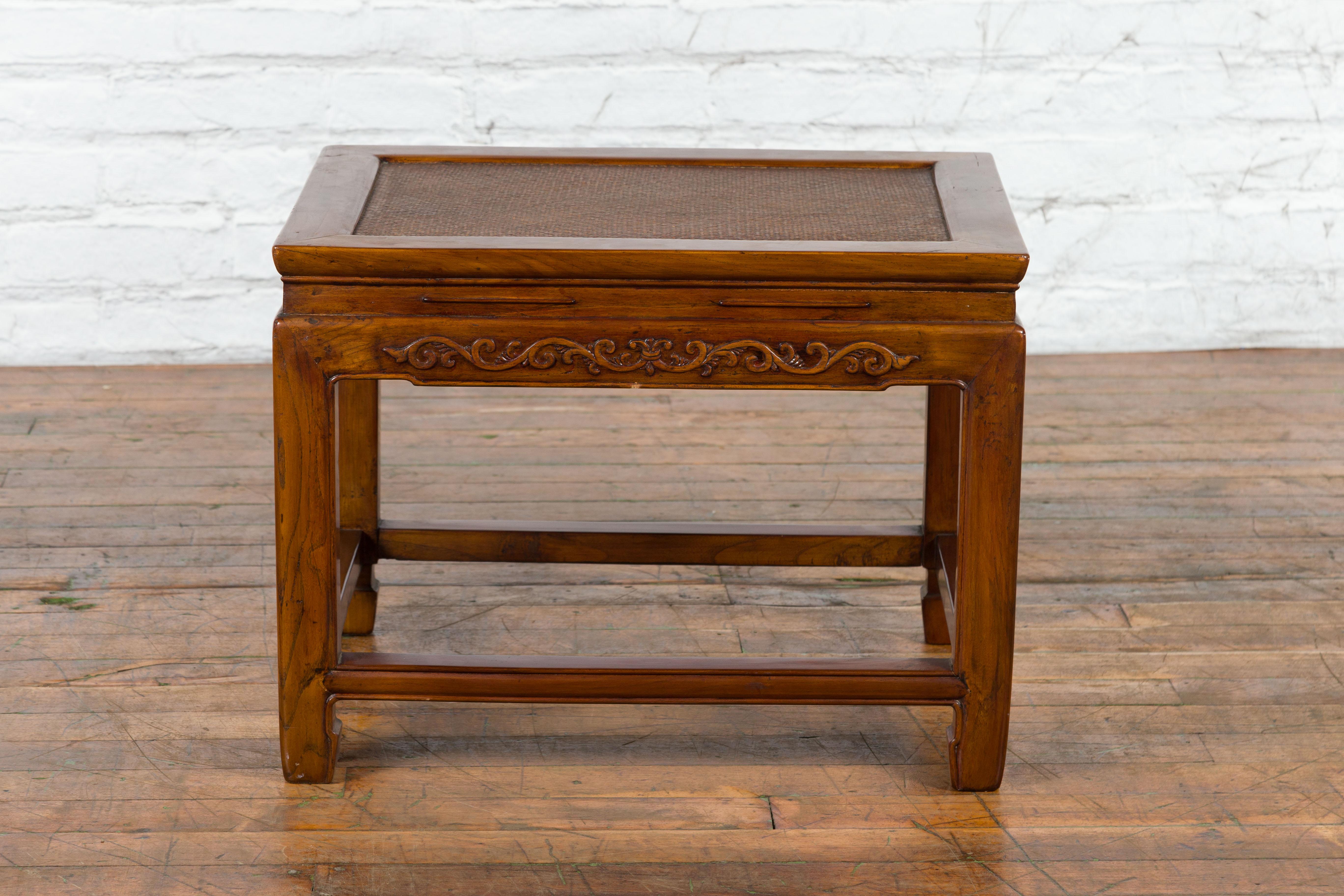 Chinese Late Qing Dynasty Elmwood Side Table with Low-Relief Carved Frieze For Sale 11