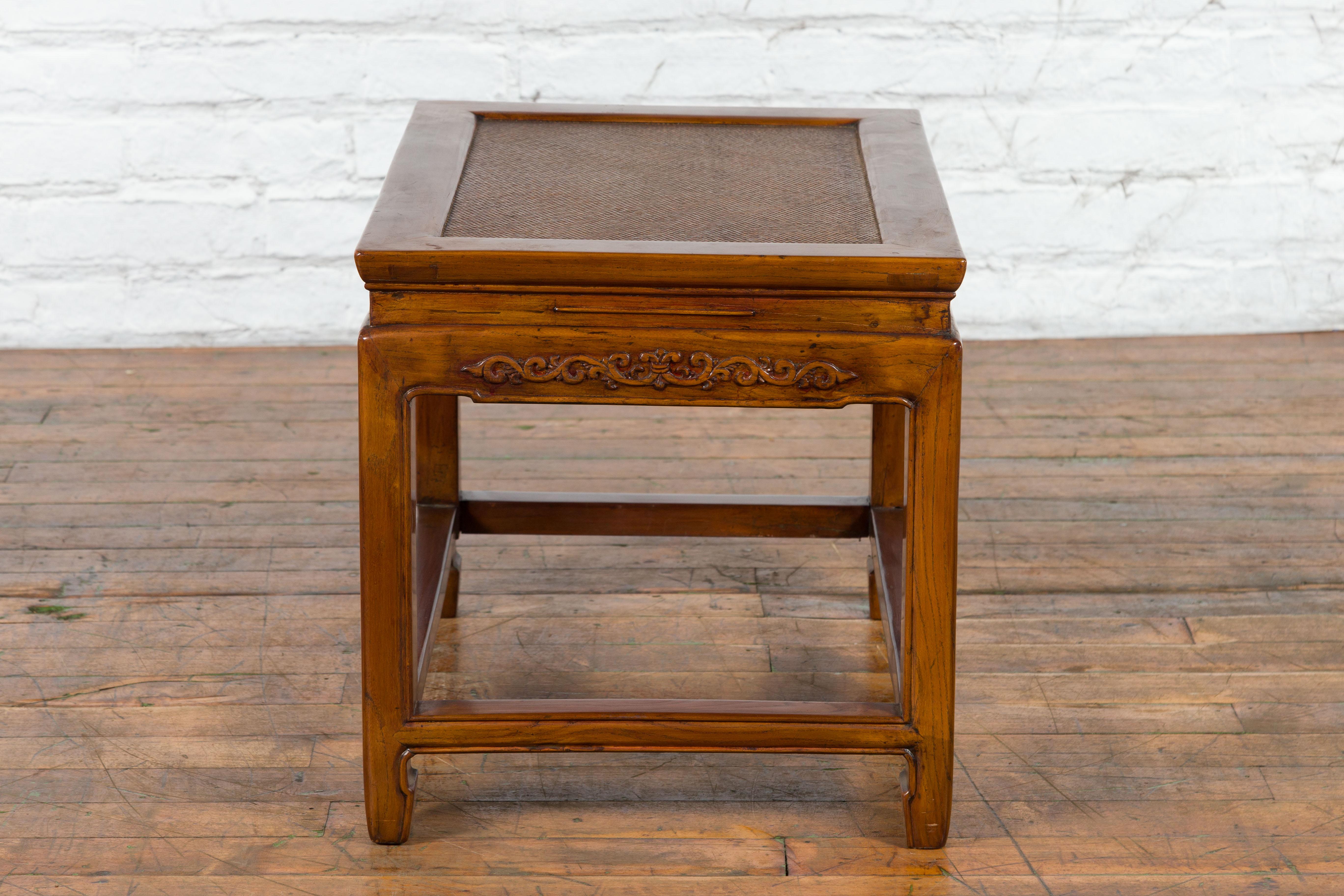 Chinese Late Qing Dynasty Elmwood Side Table with Low-Relief Carved Frieze For Sale 12