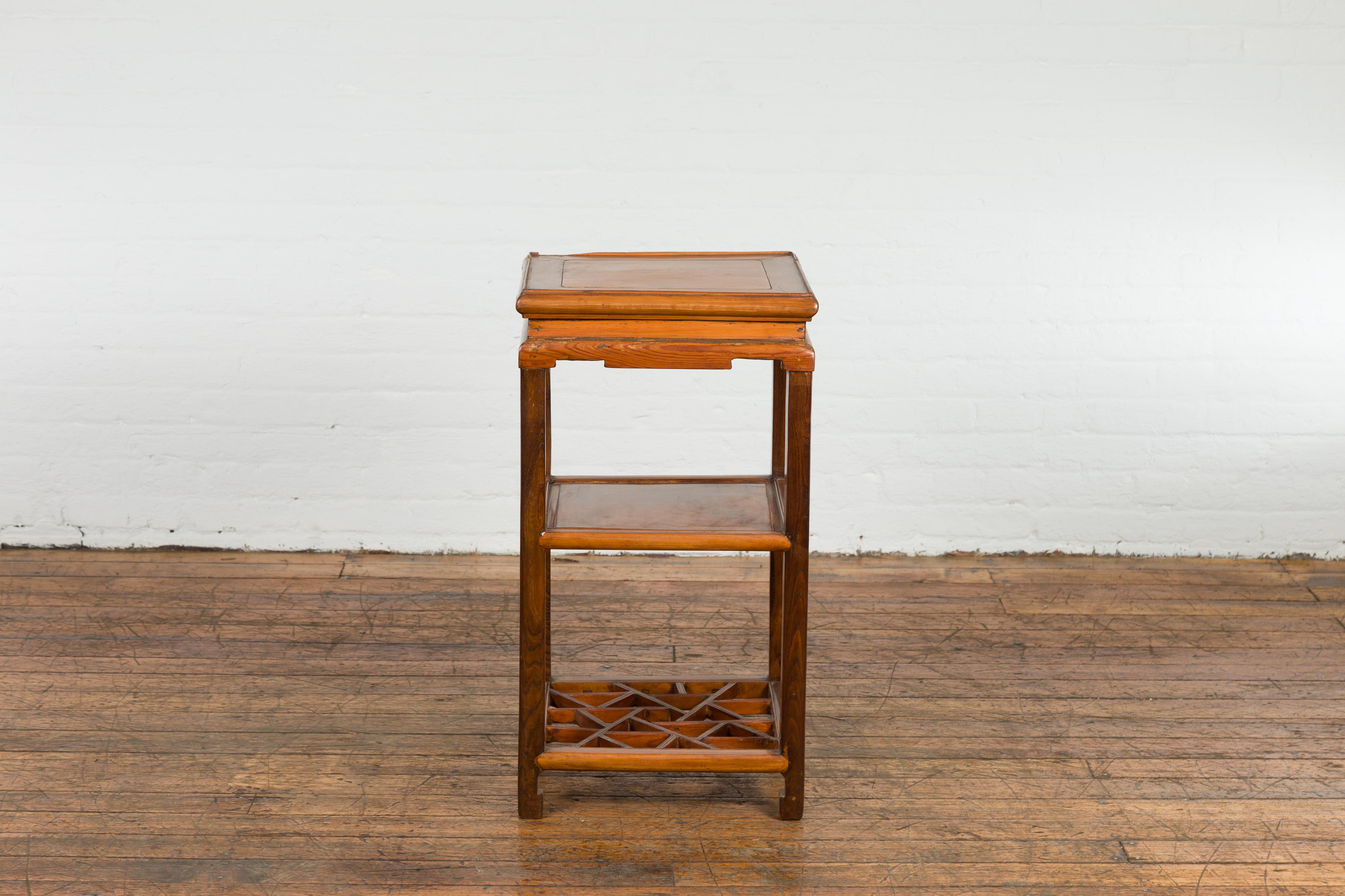 Late Qing Dynasty Side Table with Low Geometric Style Shelf For Sale 5