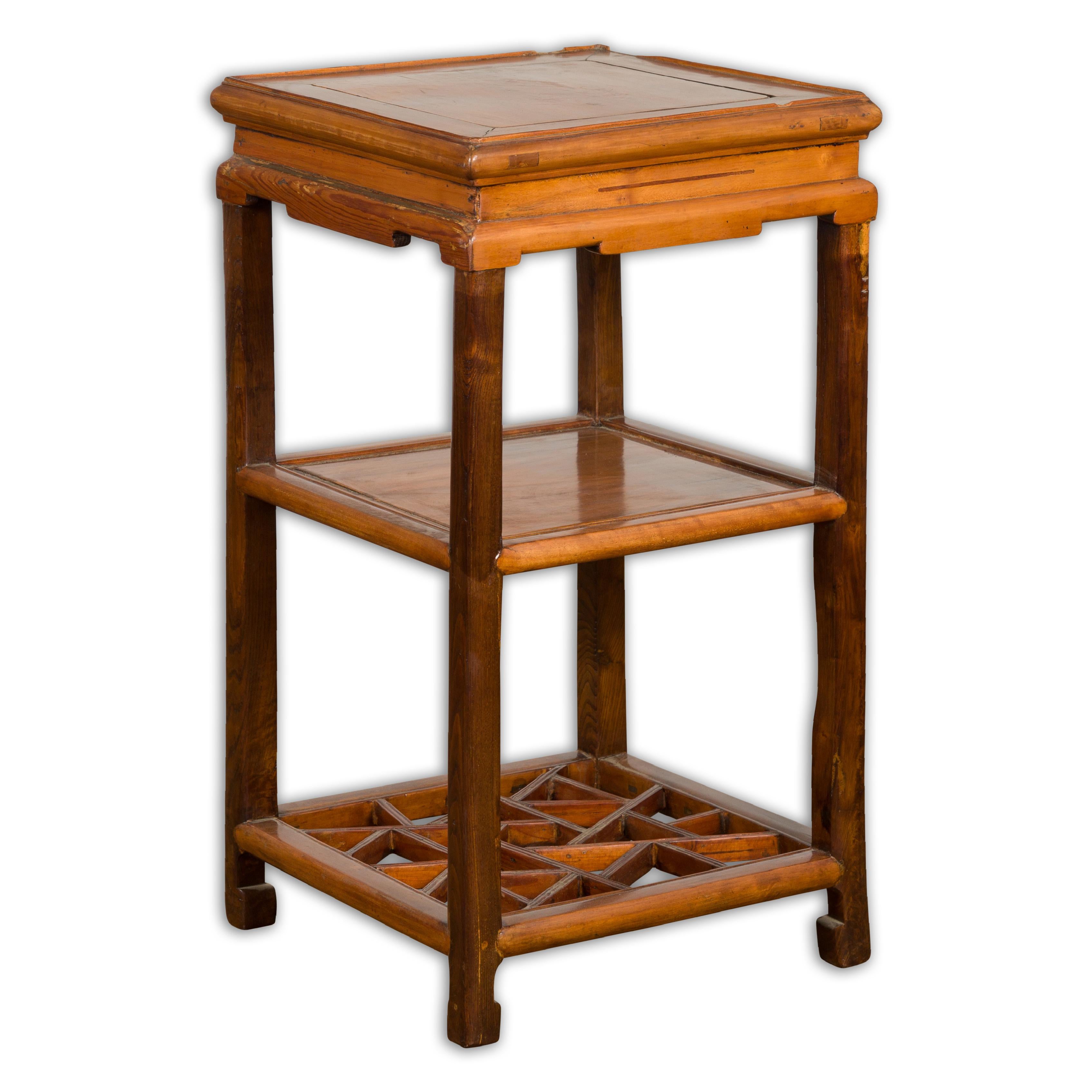 Late Qing Dynasty Side Table with Low Geometric Style Shelf For Sale 8