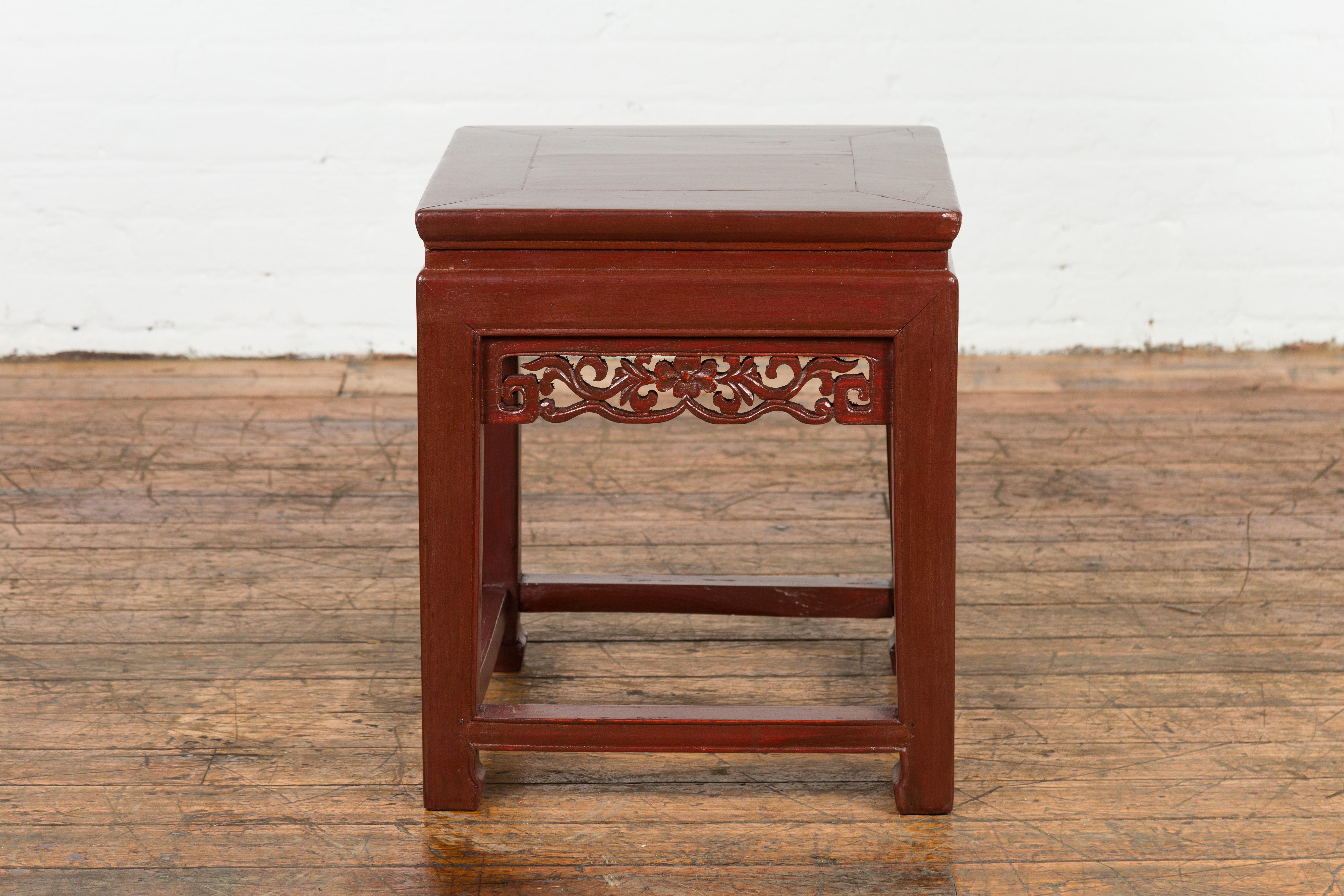 Chinese Late Qing Dynasty Period Red Lacquer Carved Side Table or Stool For Sale 8