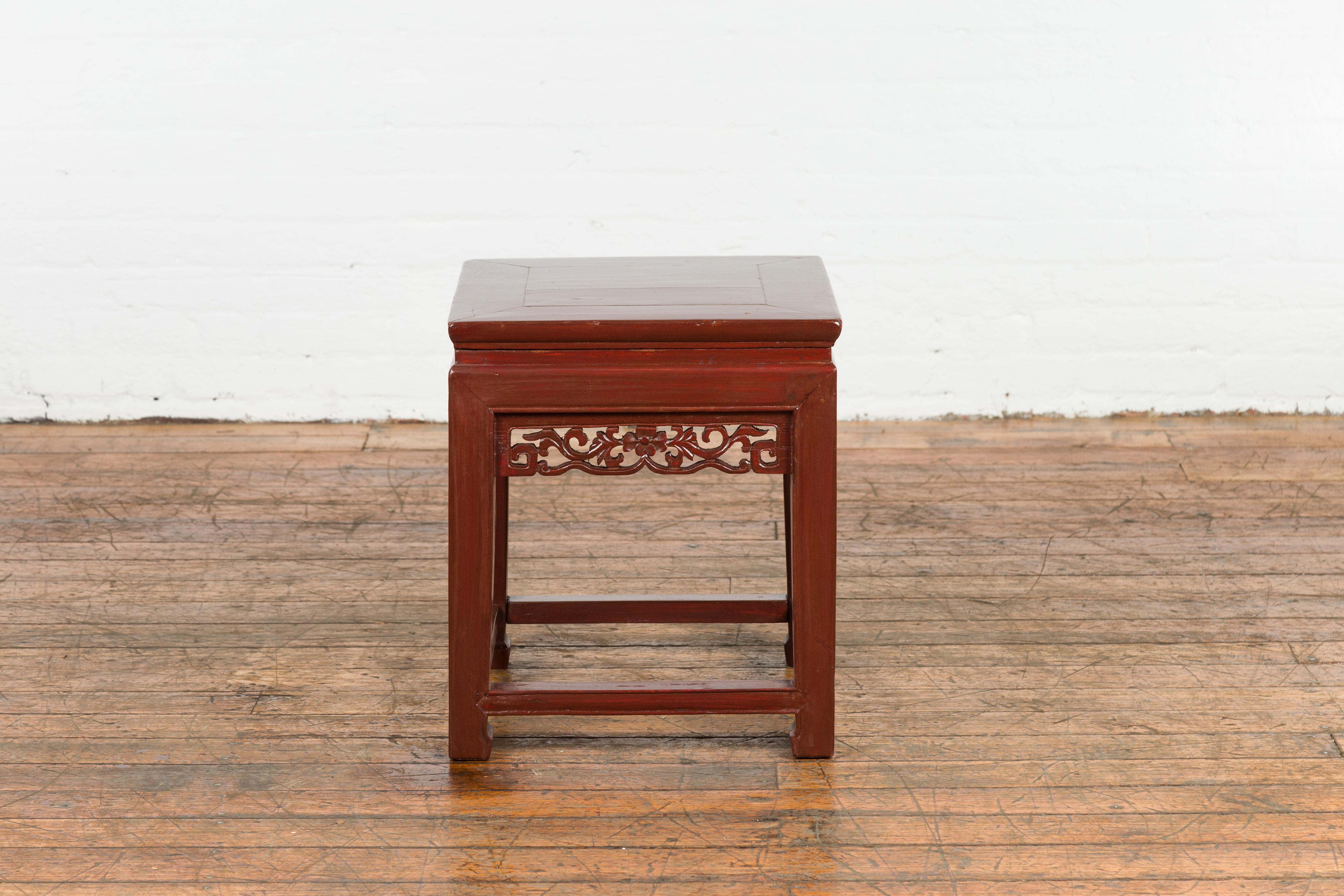 20th Century Chinese Late Qing Dynasty Period Red Lacquer Carved Side Table or Stool For Sale