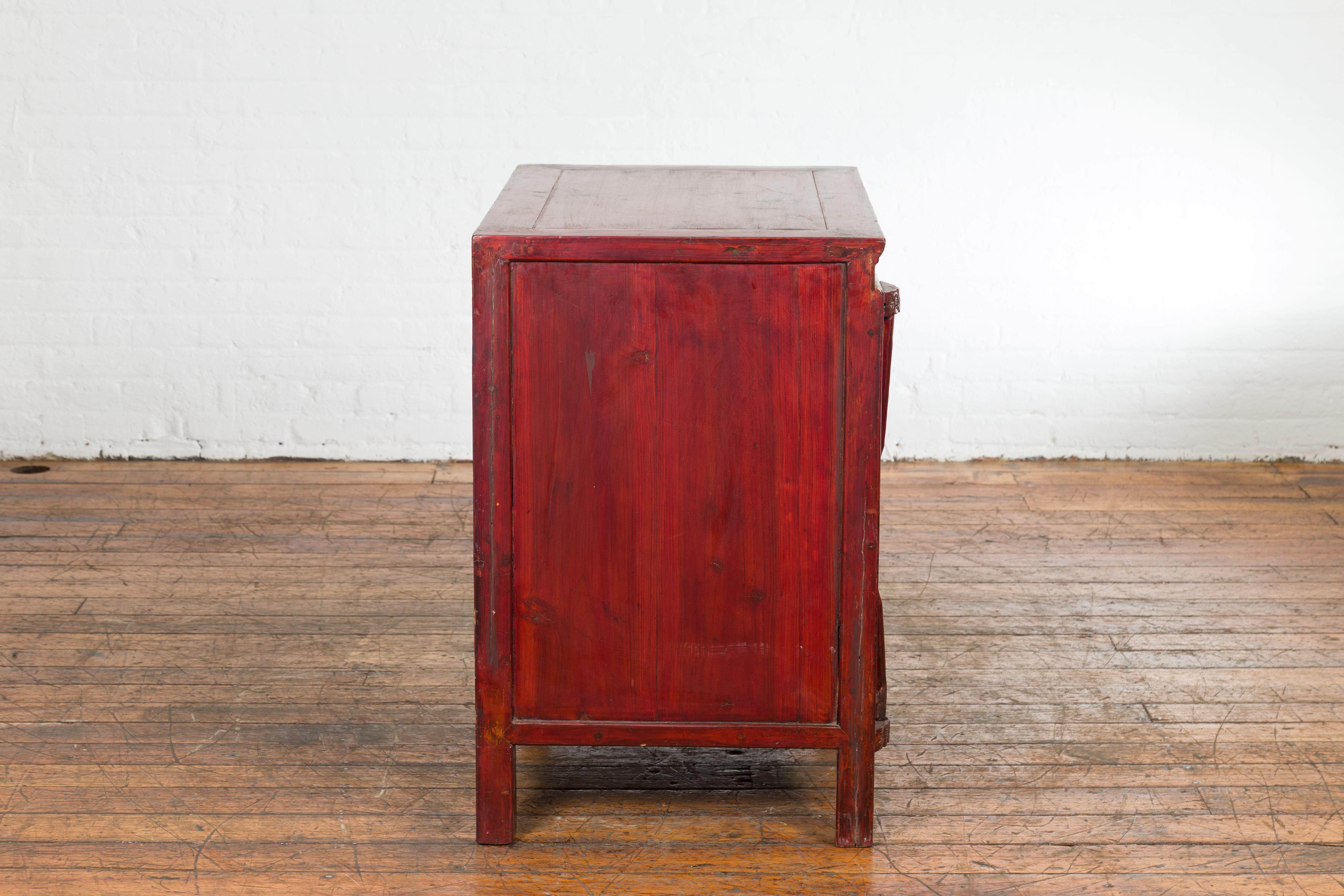 Chinese Late Qing Dynasty Red Lacquer Bedside Cabinet with Carved Décor For Sale 11