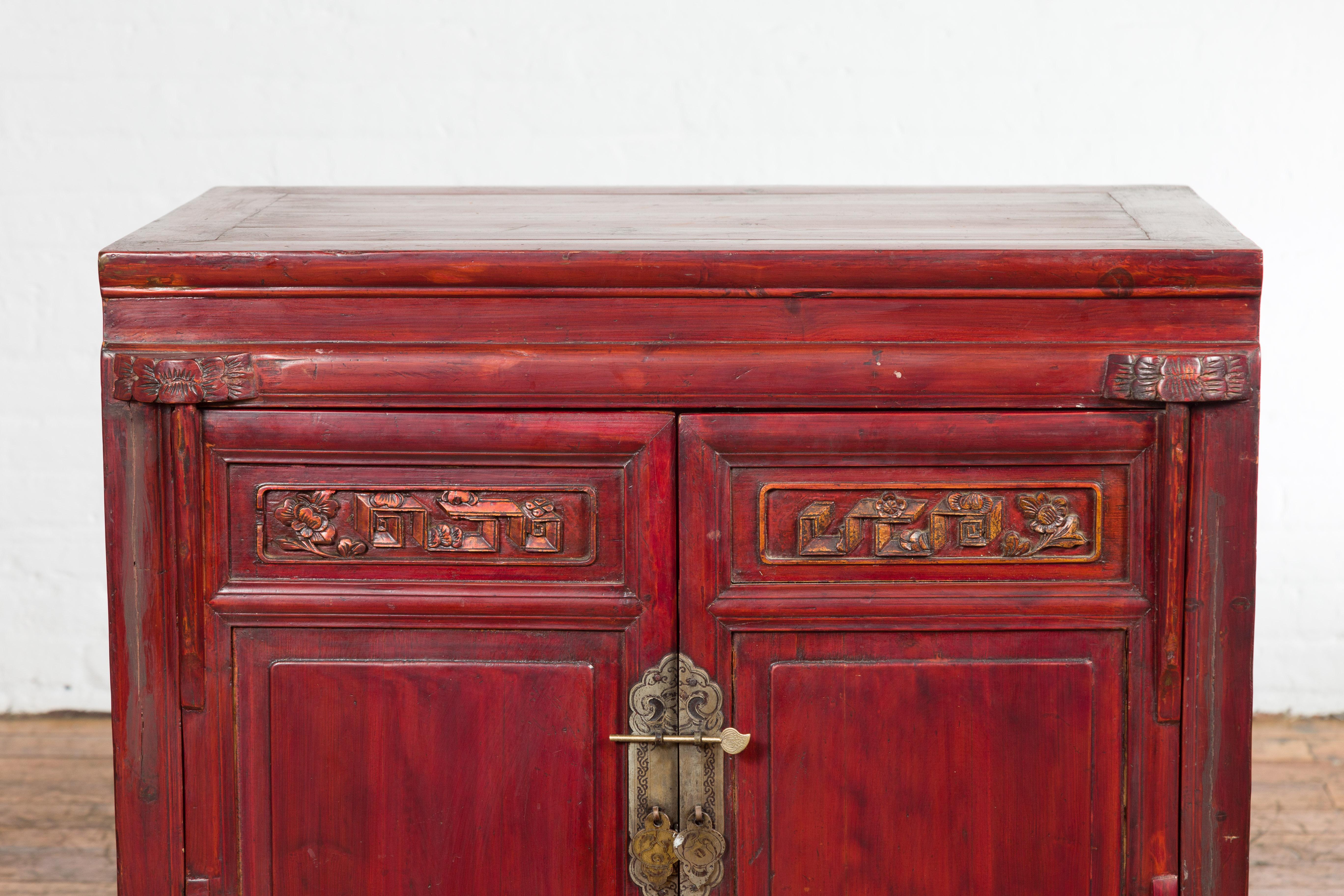 Chinese Late Qing Dynasty Red Lacquer Bedside Cabinet with Carved Décor In Good Condition For Sale In Yonkers, NY