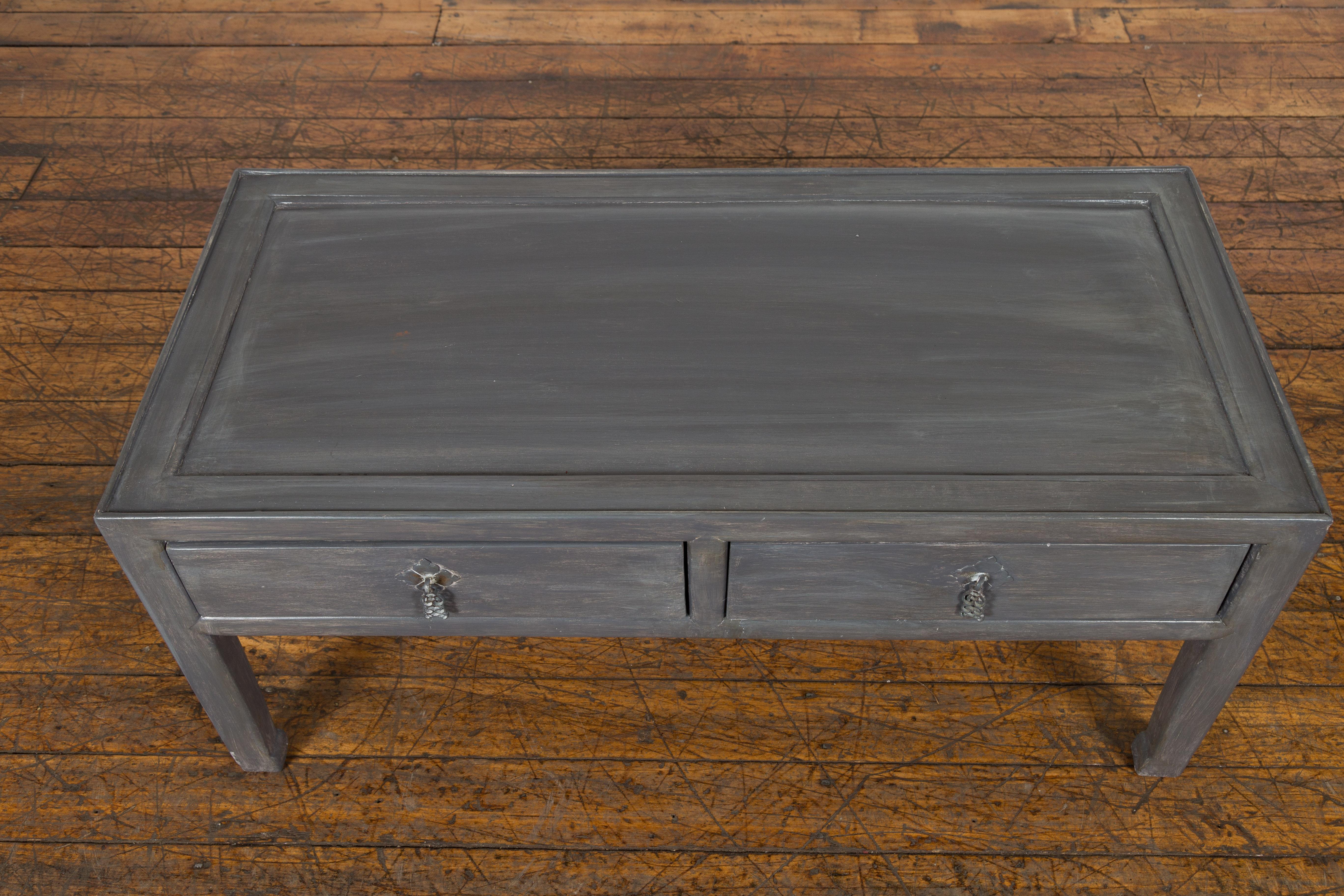 Chinese Late Qing Low Table with Two Drawers and Custom Grey Silver Lacquer For Sale 4