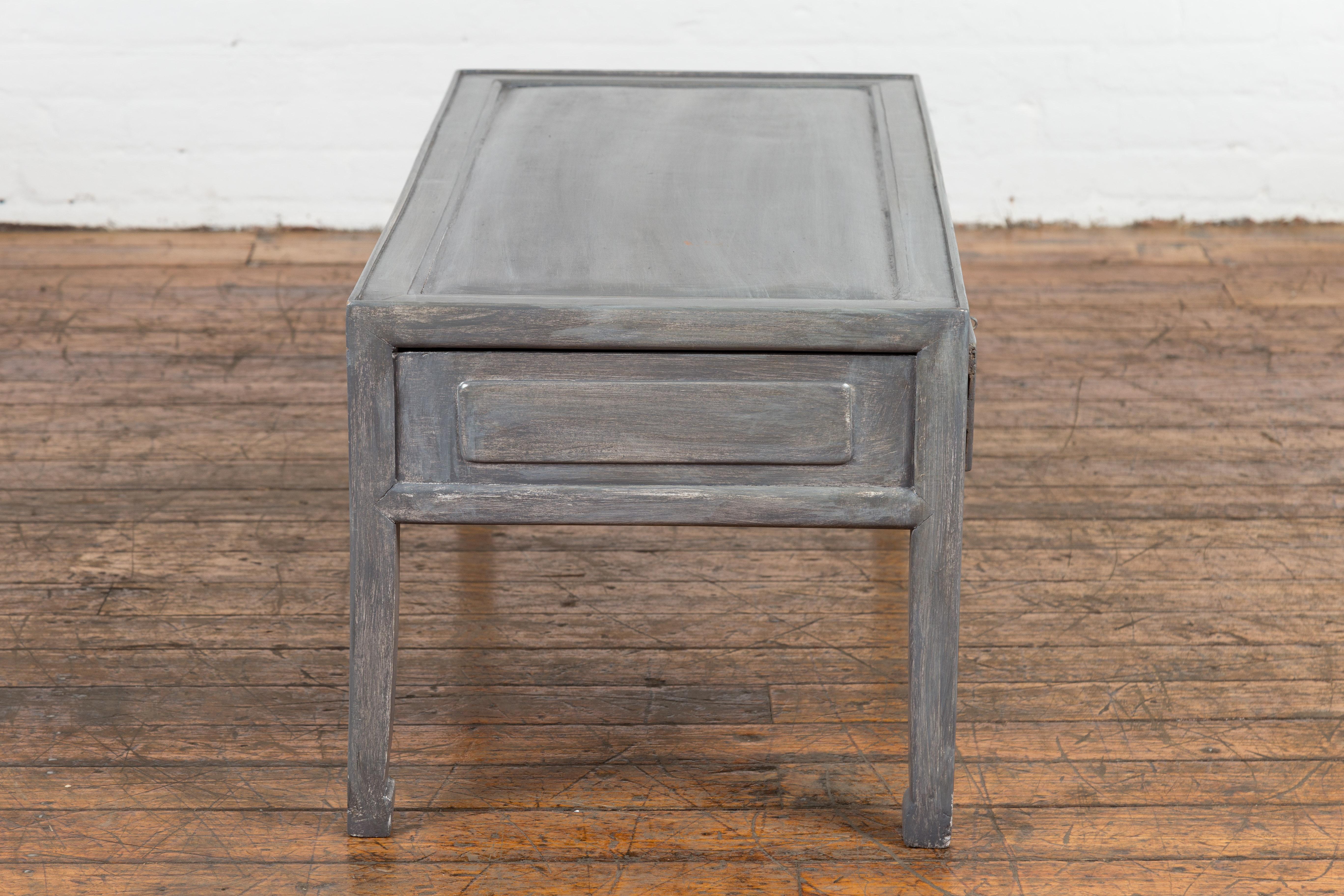 Chinese Late Qing Low Table with Two Drawers and Custom Grey Silver Lacquer For Sale 7