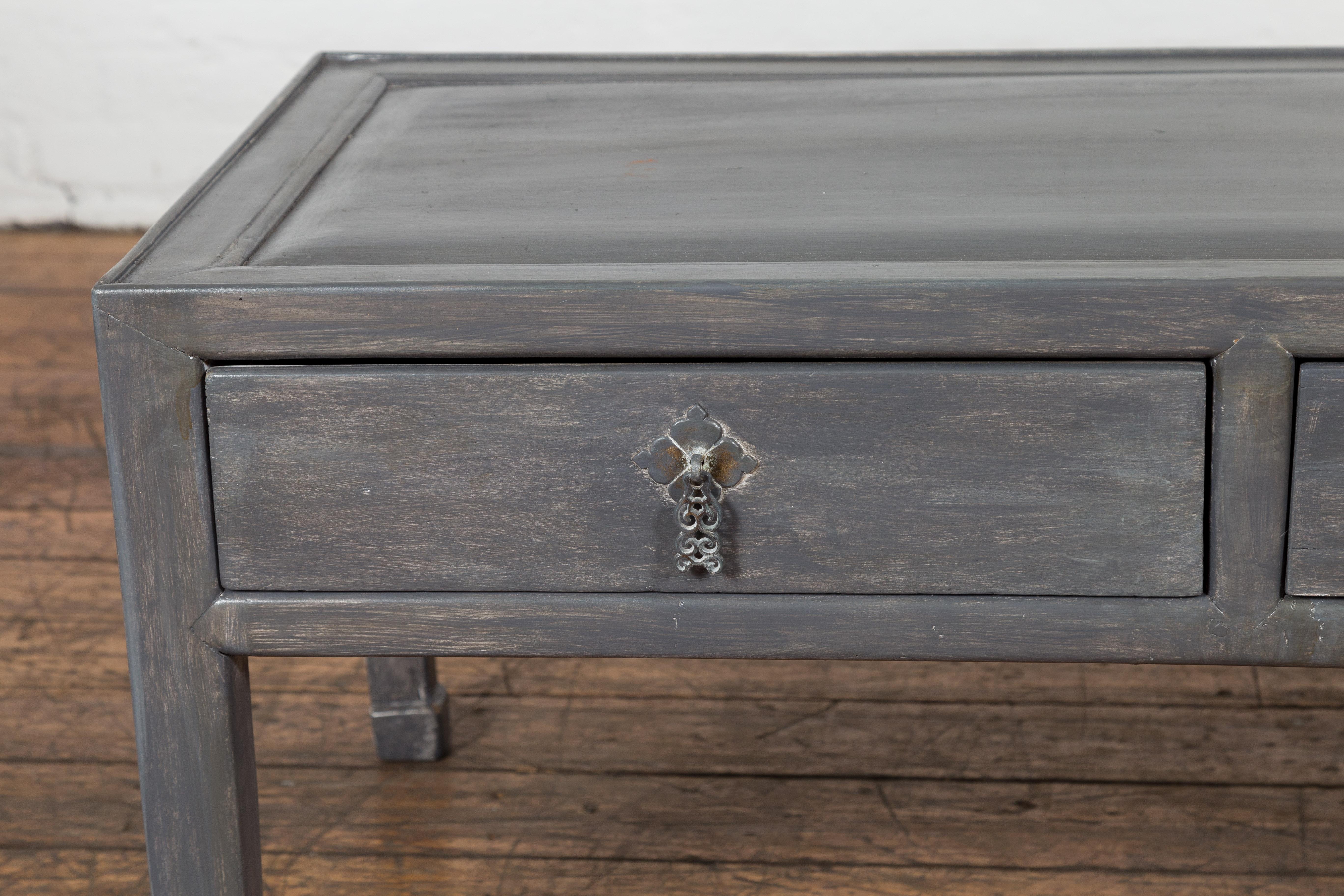 20th Century Chinese Late Qing Low Table with Two Drawers and Custom Grey Silver Lacquer For Sale