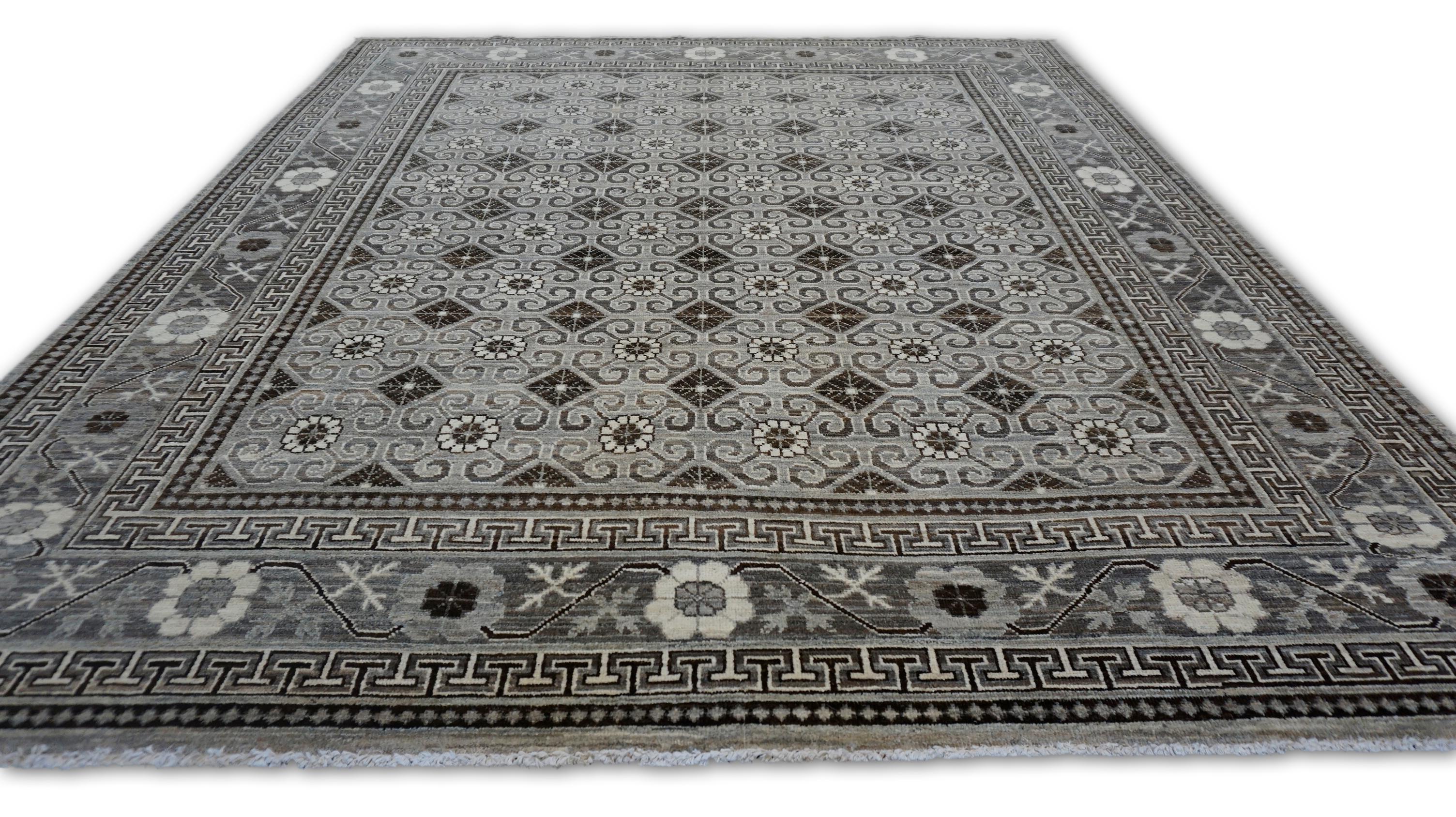 Néoclassique Tapis néo-lattice chinois aux tons terreux chauds 8'2''x9'9'' en vente