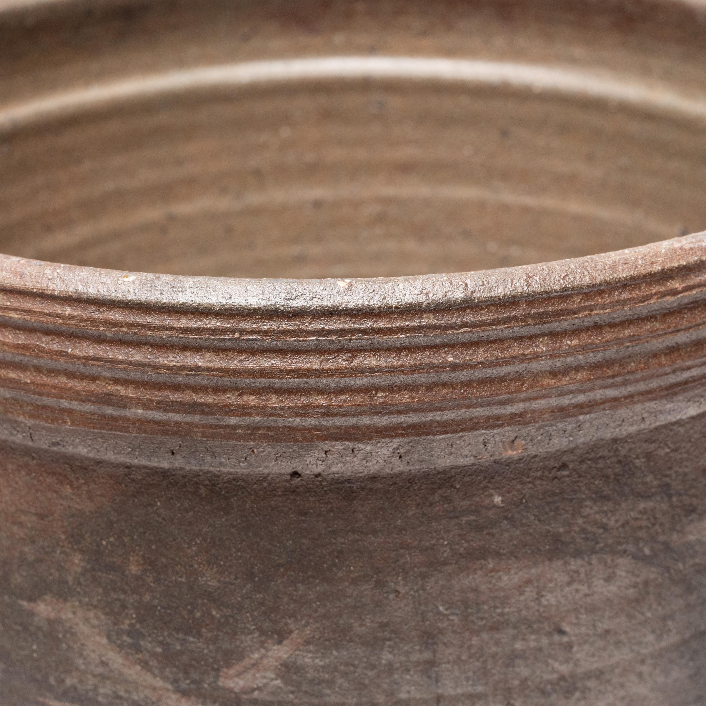 Chinois Pot chinois en terre cuite à glaçure légère en vente